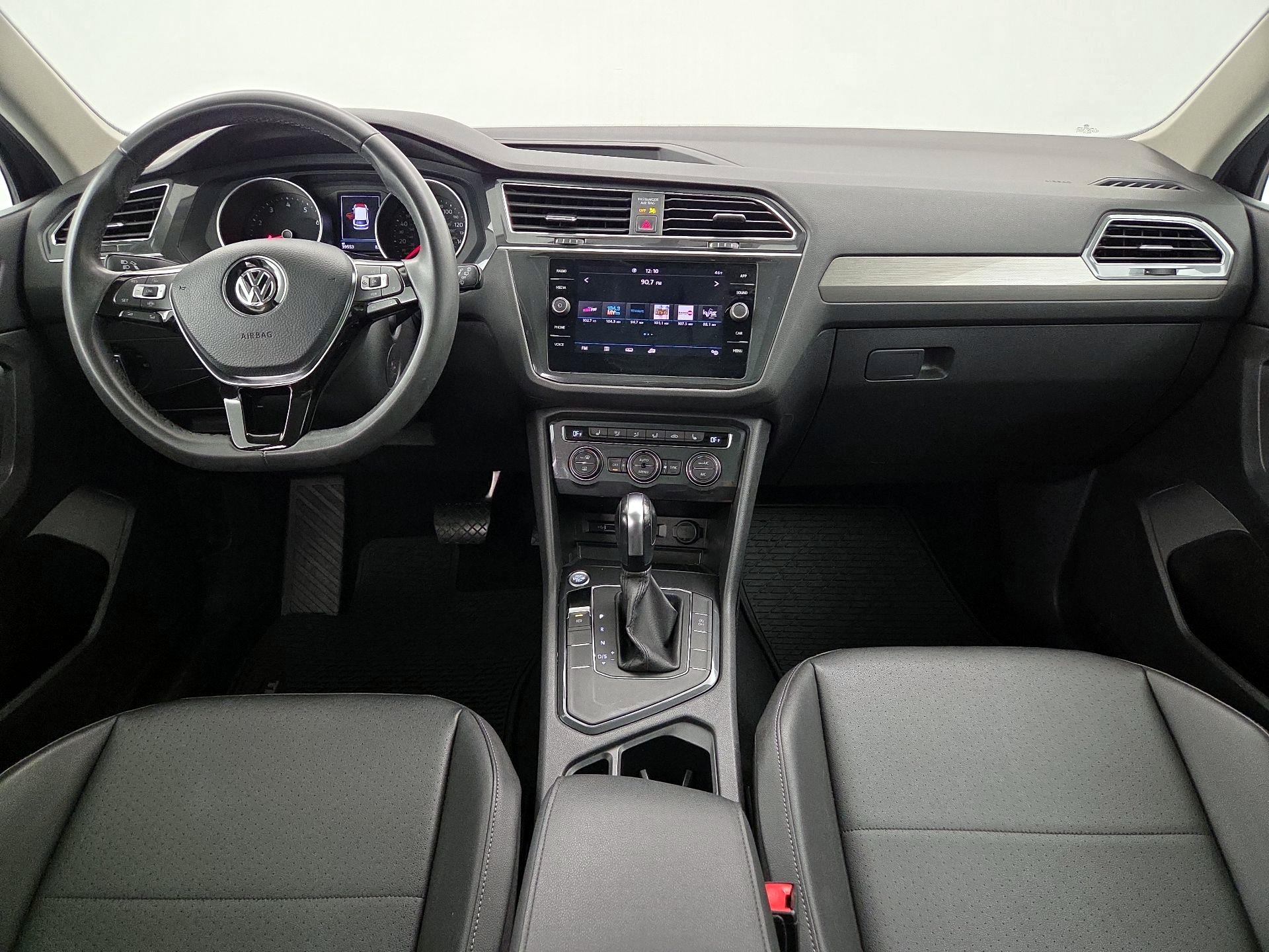 Thumbnail: 2020 Volkswagen Tiguan - 9