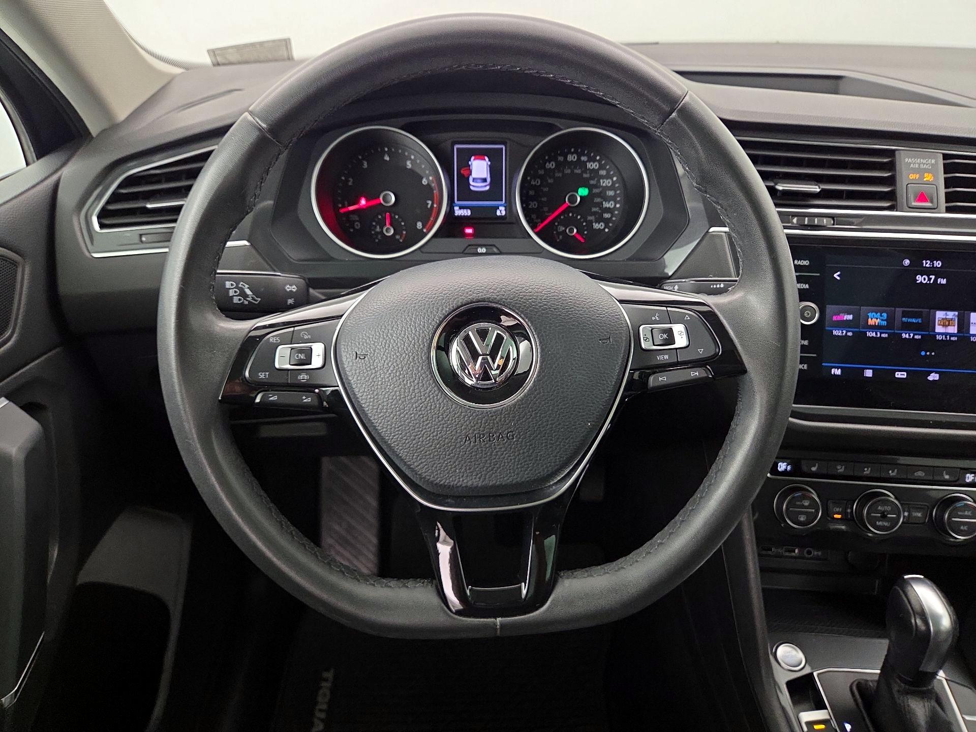 Thumbnail: 2020 Volkswagen Tiguan - 10