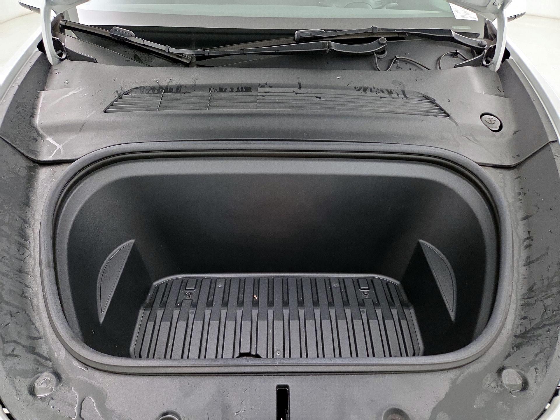 Thumbnail: 2021 Tesla Model Y - 20