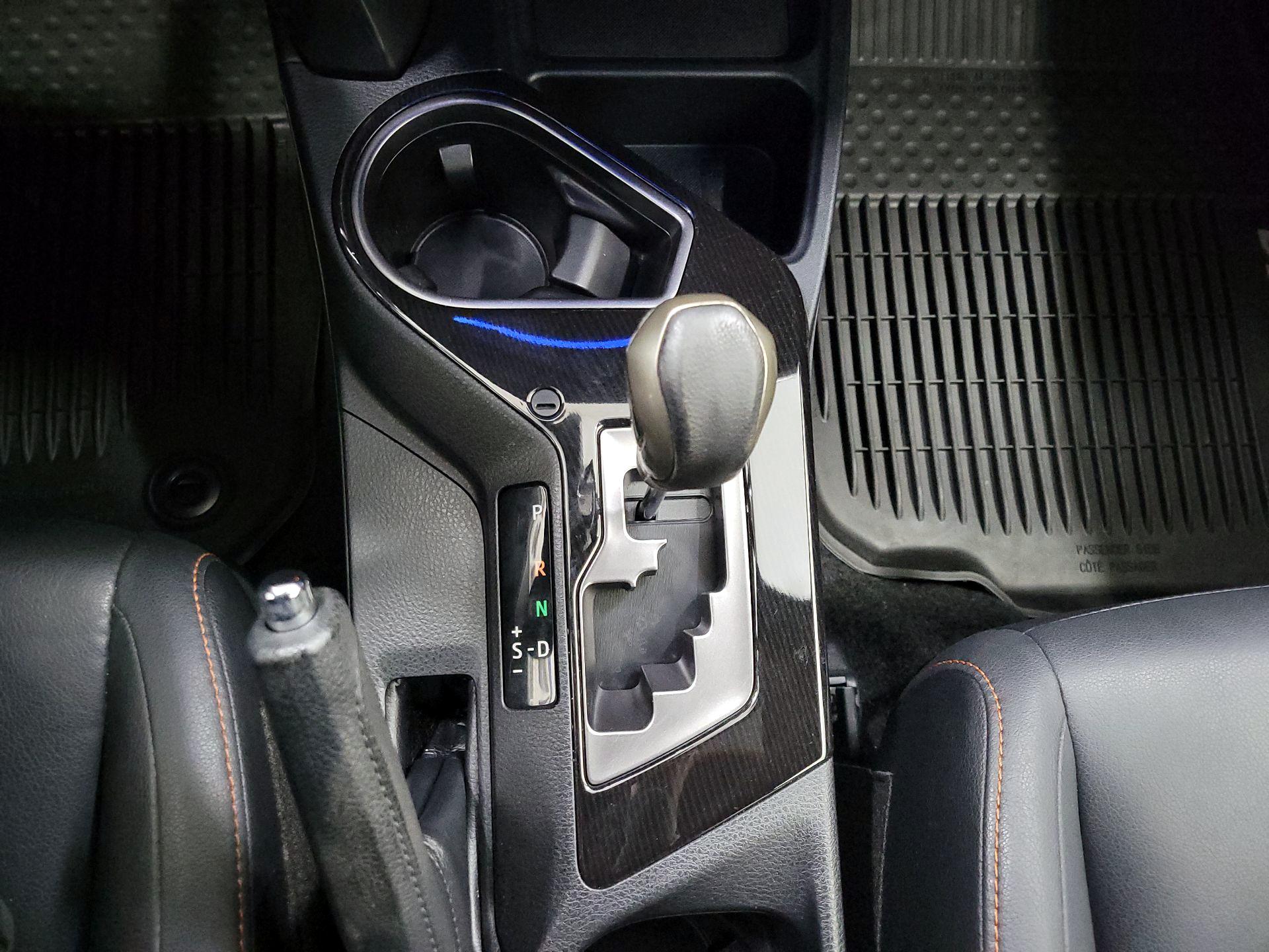 Thumbnail: 2018 Toyota RAV4 - 18