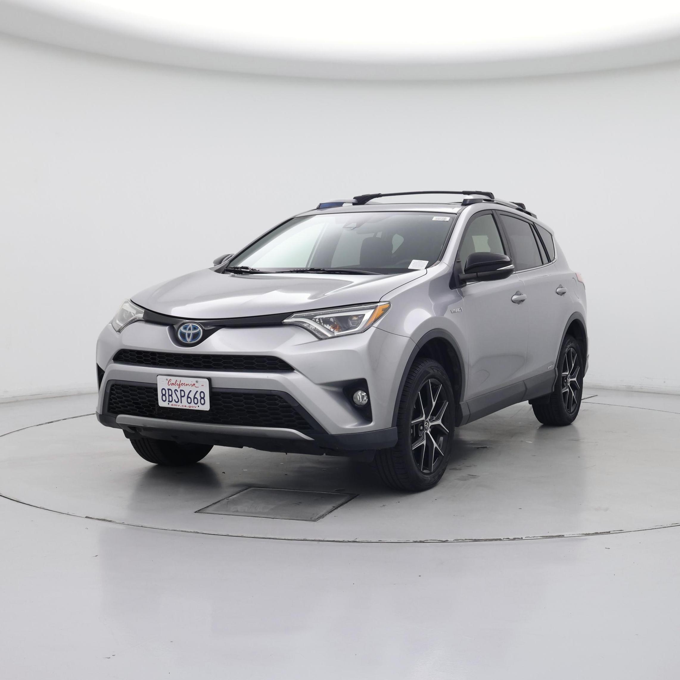 Thumbnail: 2018 Toyota RAV4 - 4