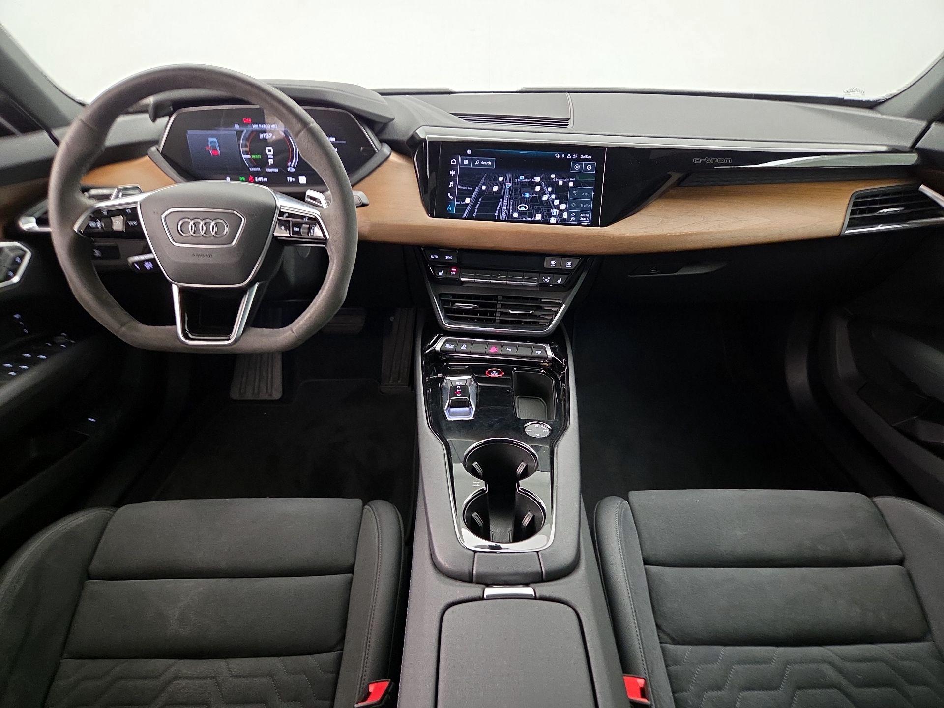 Thumbnail: 2022 Audi e-tron GT - 9