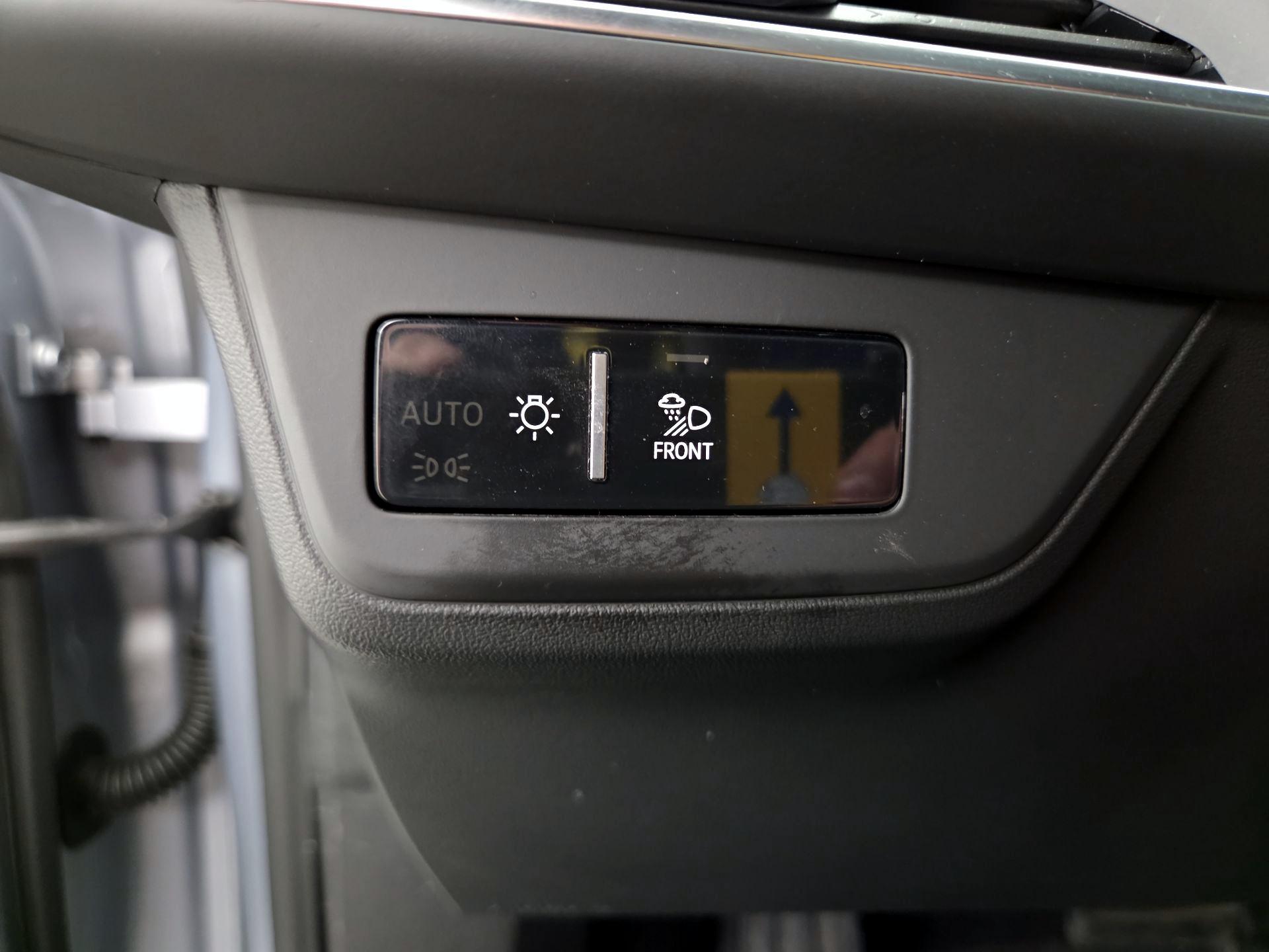 Thumbnail: 2022 Audi e-tron GT - 13