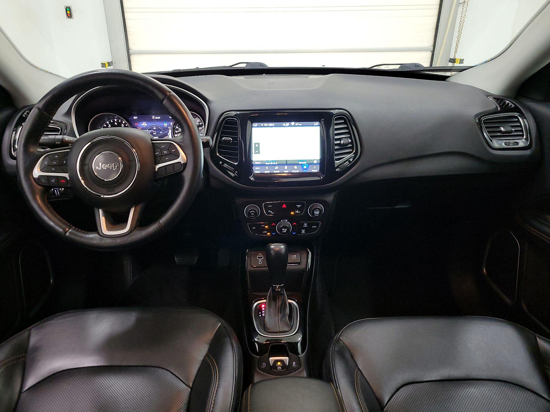 Thumbnail: 2018 Jeep Compass - 9