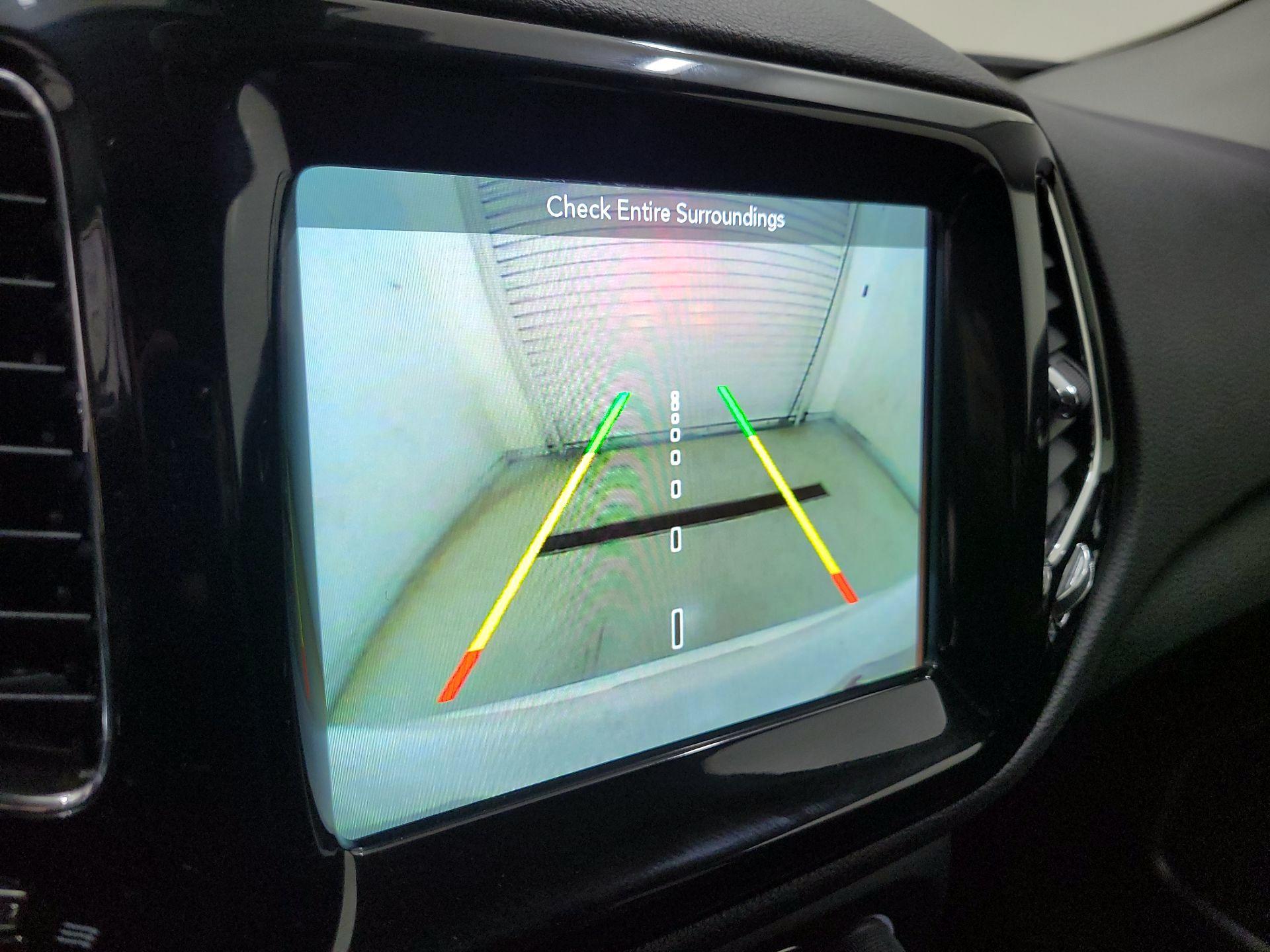 Thumbnail: 2018 Jeep Compass - 15