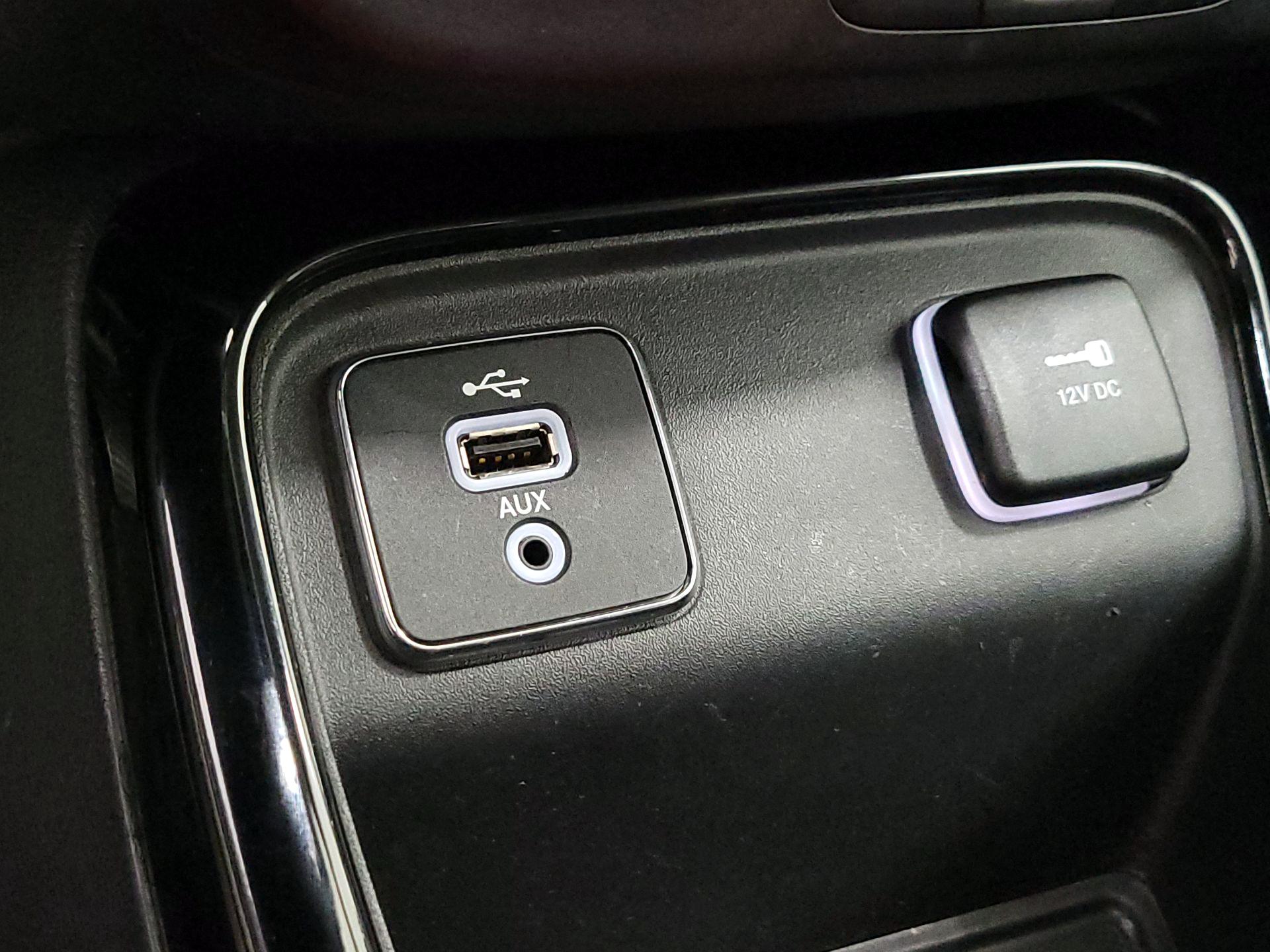 Thumbnail: 2018 Jeep Compass - 19