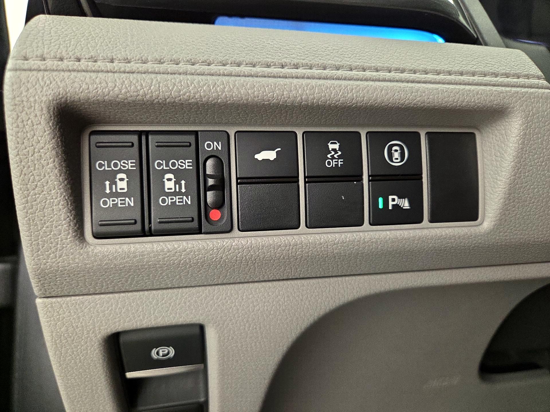 Thumbnail: 2024 Honda Odyssey - 13