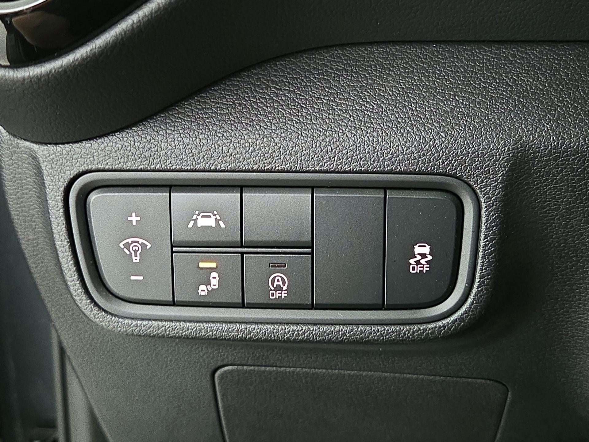 Thumbnail: 2020 Kia Soul - 13