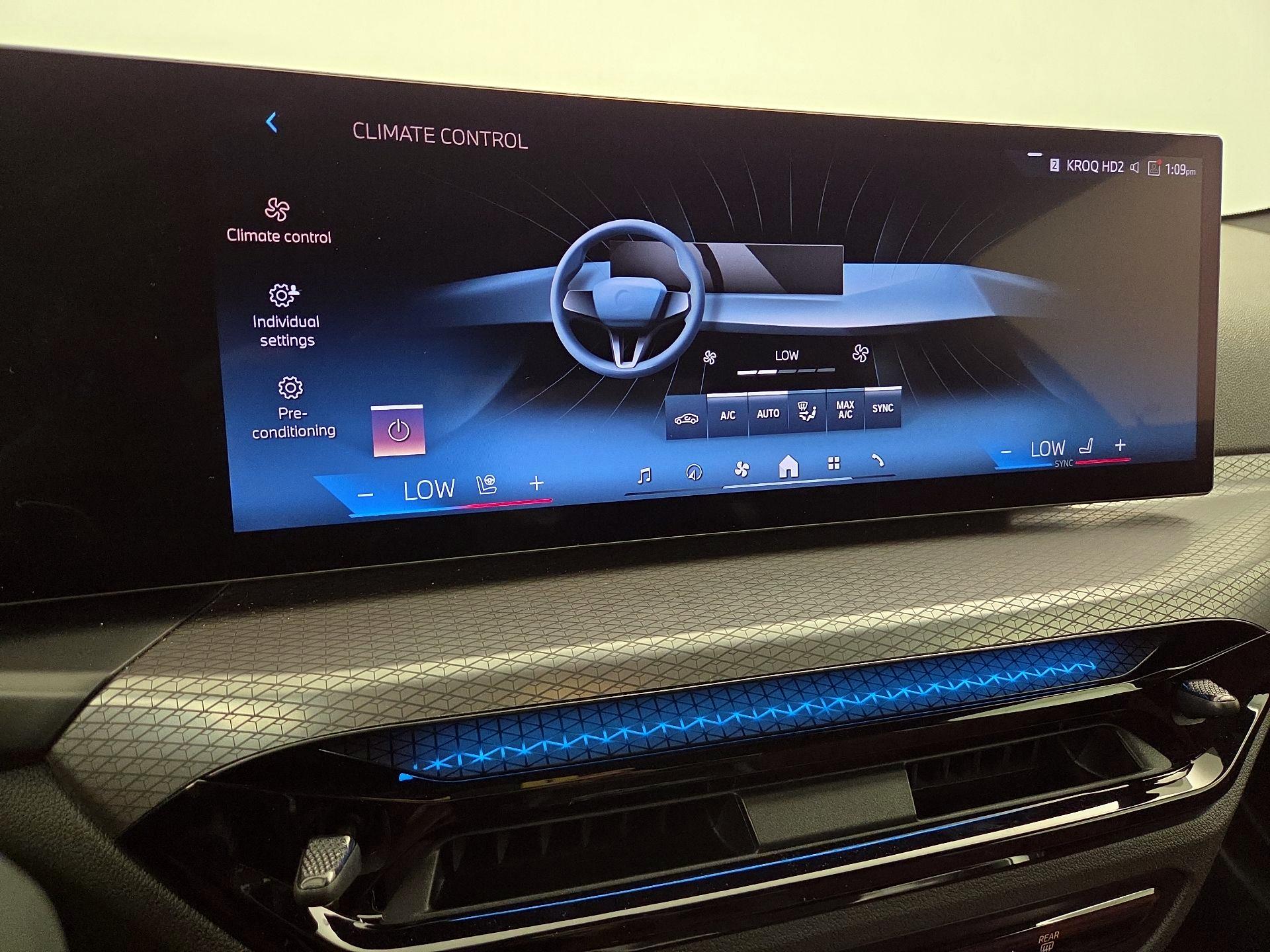 Thumbnail: 2025 BMW 4 Series - 17