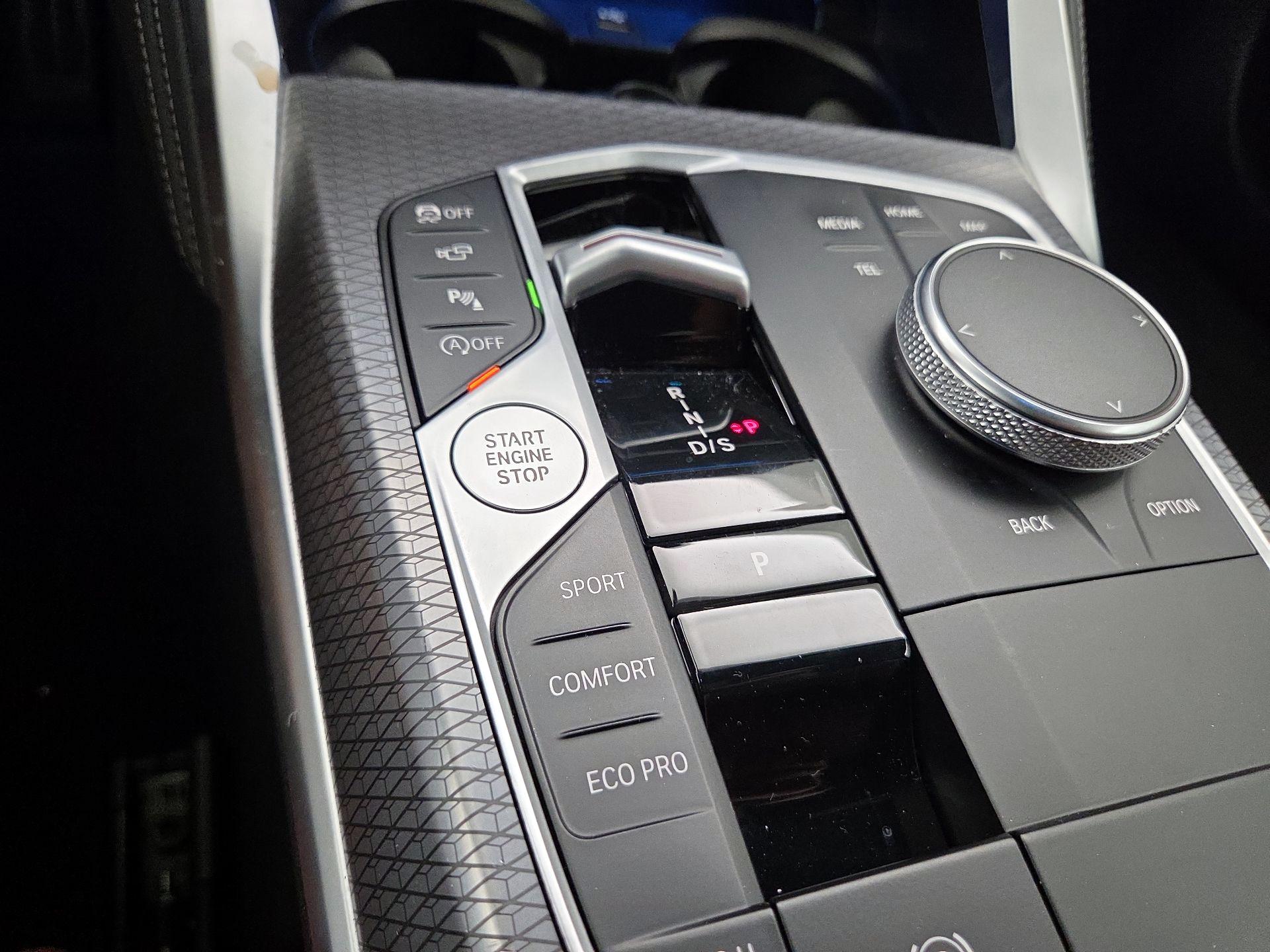 Thumbnail: 2025 BMW 4 Series - 18