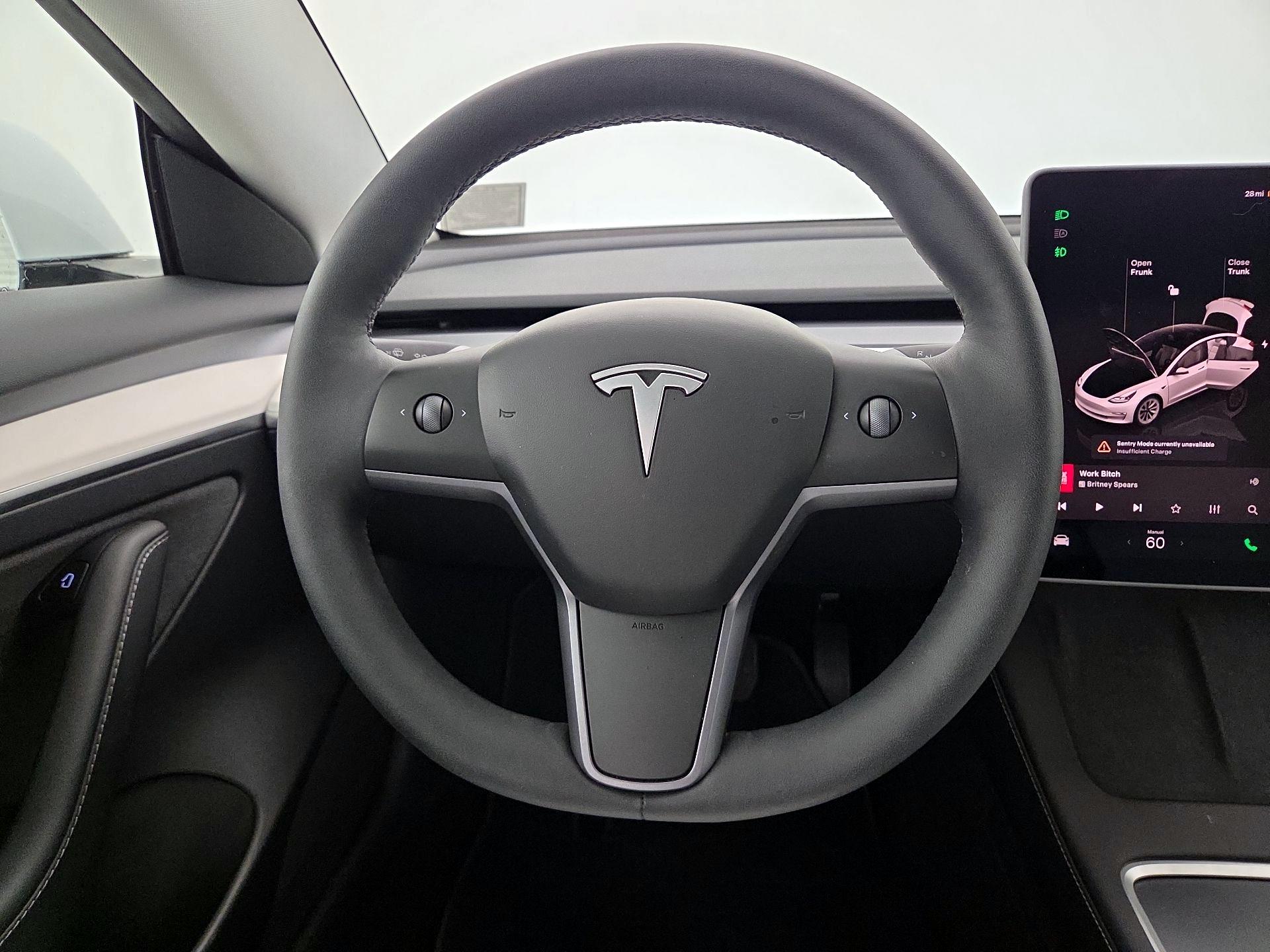 Thumbnail: 2023 Tesla Model 3 - 10