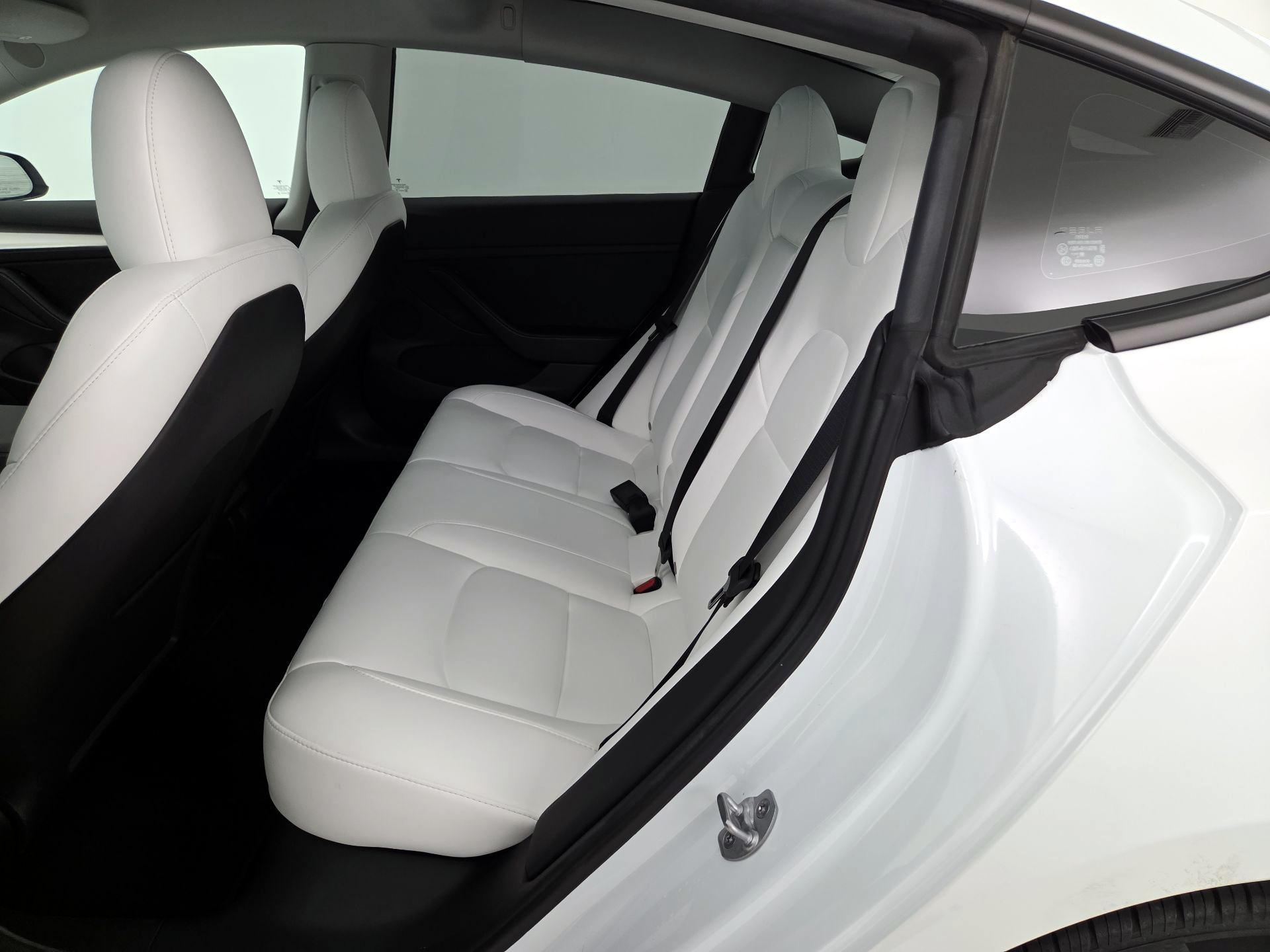 Thumbnail: 2023 Tesla Model 3 - 19