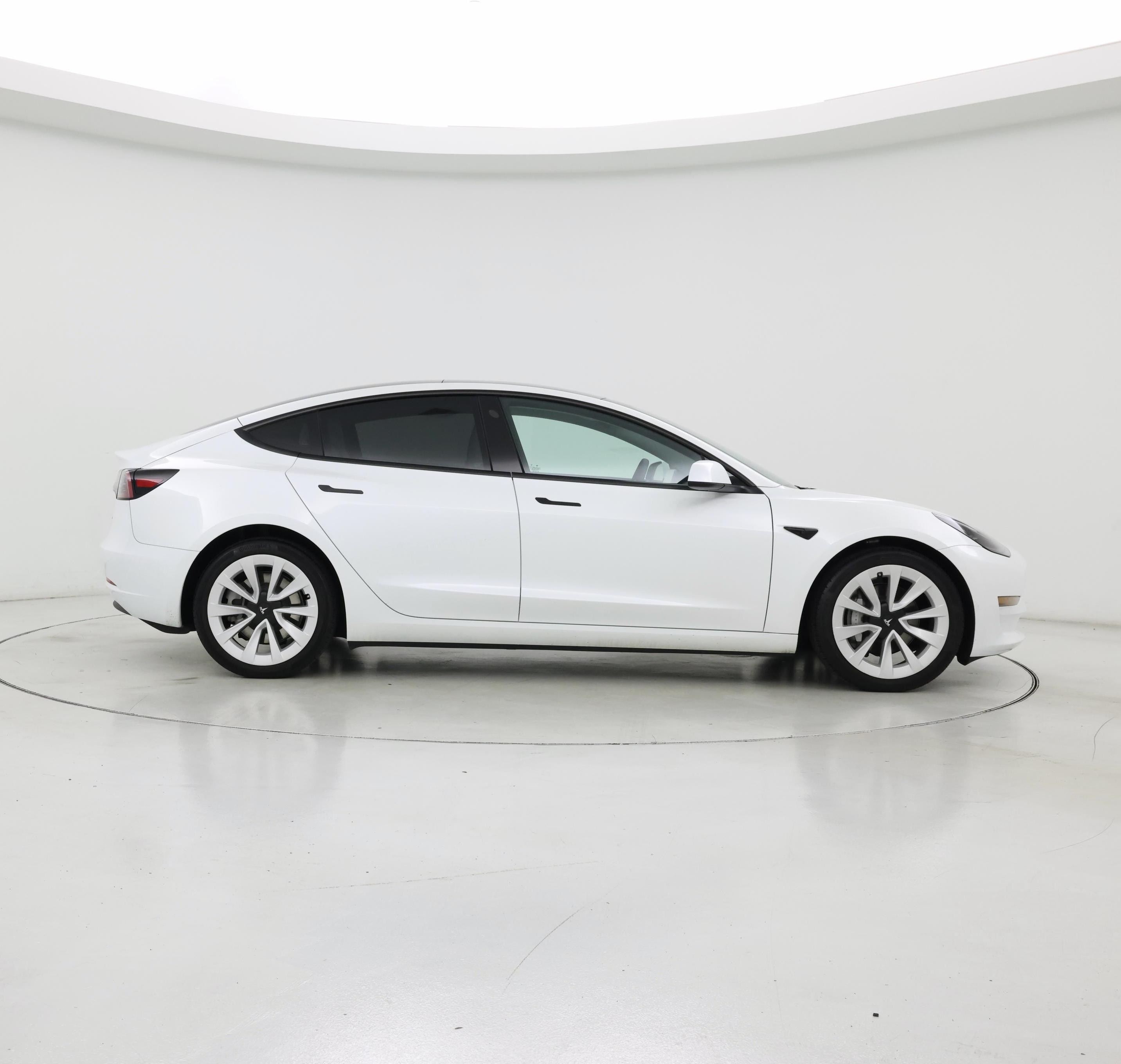 Thumbnail: 2023 Tesla Model 3 - 7