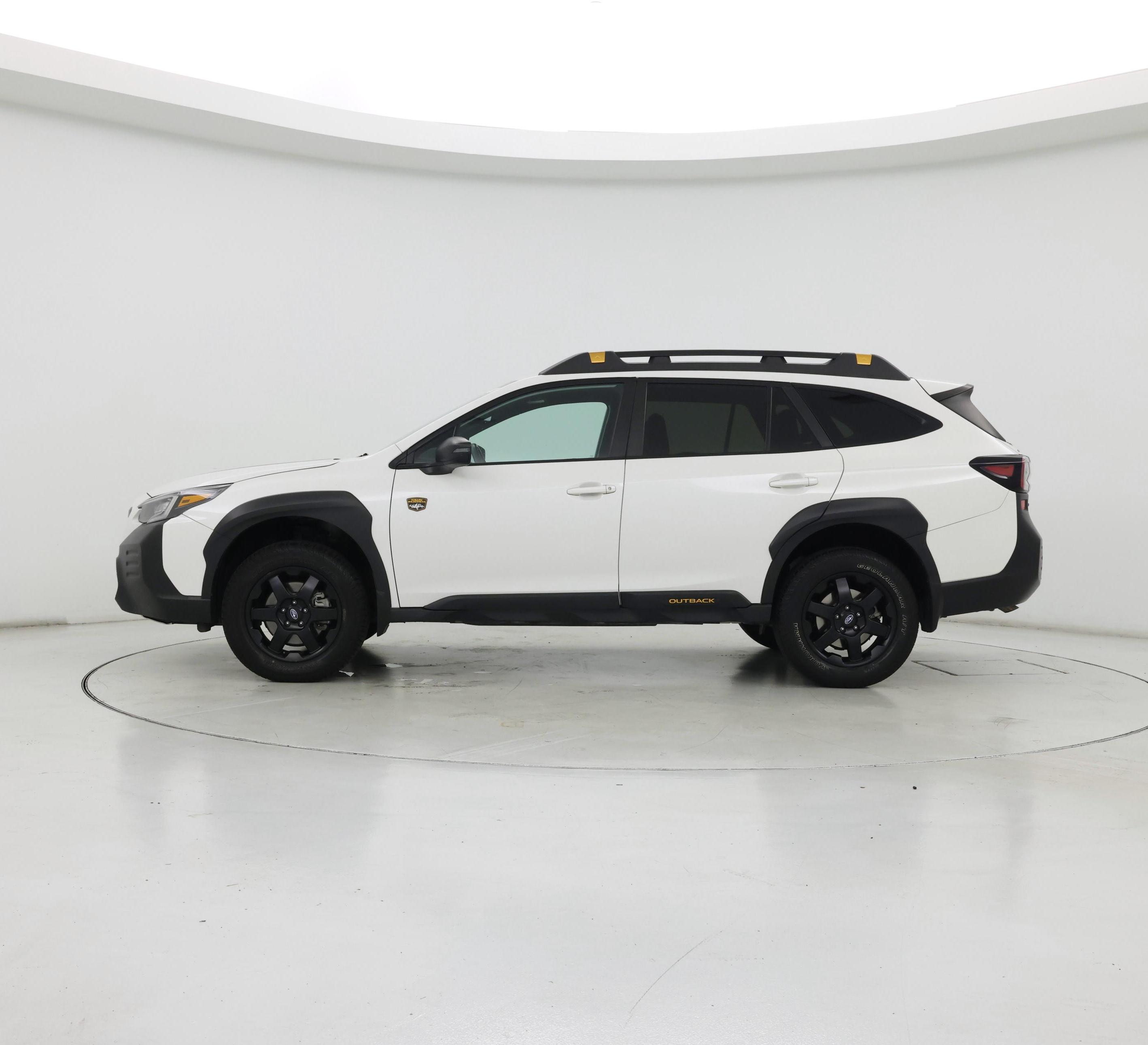 Thumbnail: 2022 Subaru Outback - 3