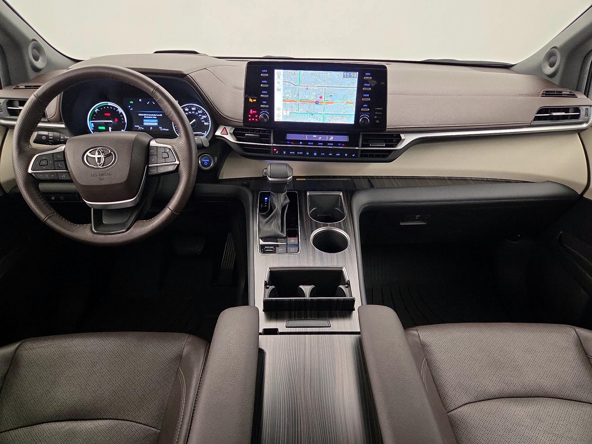 Thumbnail: 2024 Toyota Sienna - 9