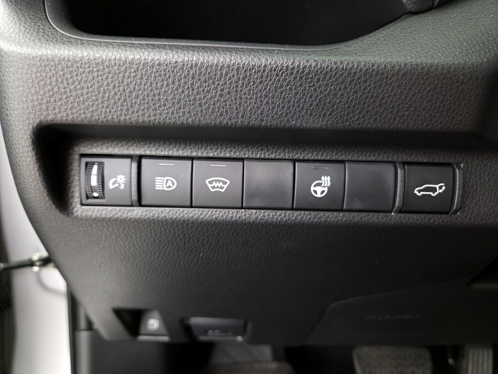 Thumbnail: 2025 Toyota RAV4 - 13