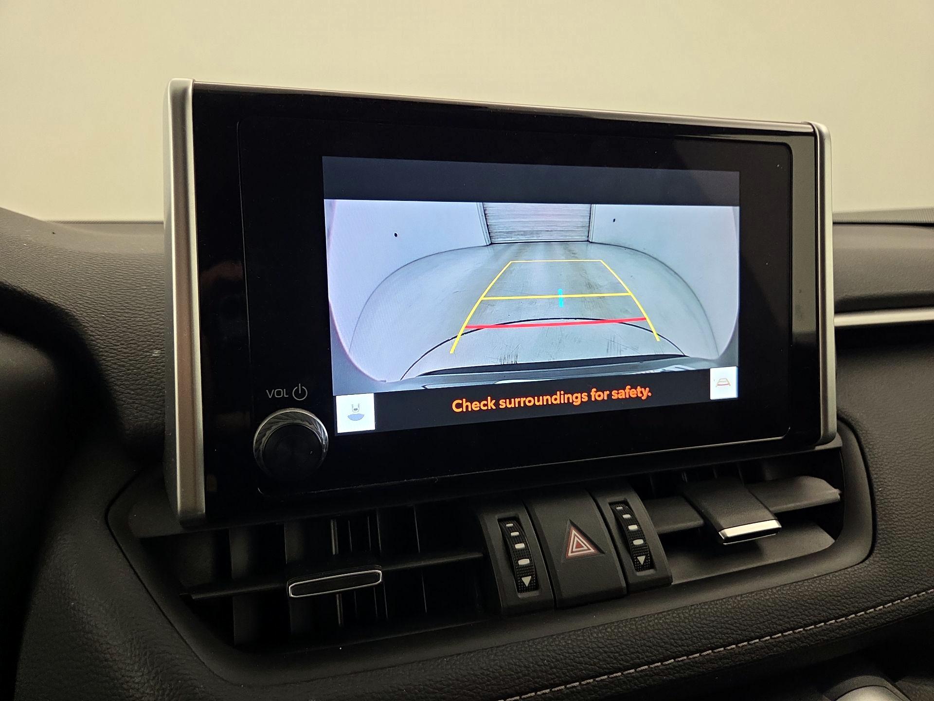 Thumbnail: 2023 Toyota RAV4 - 14