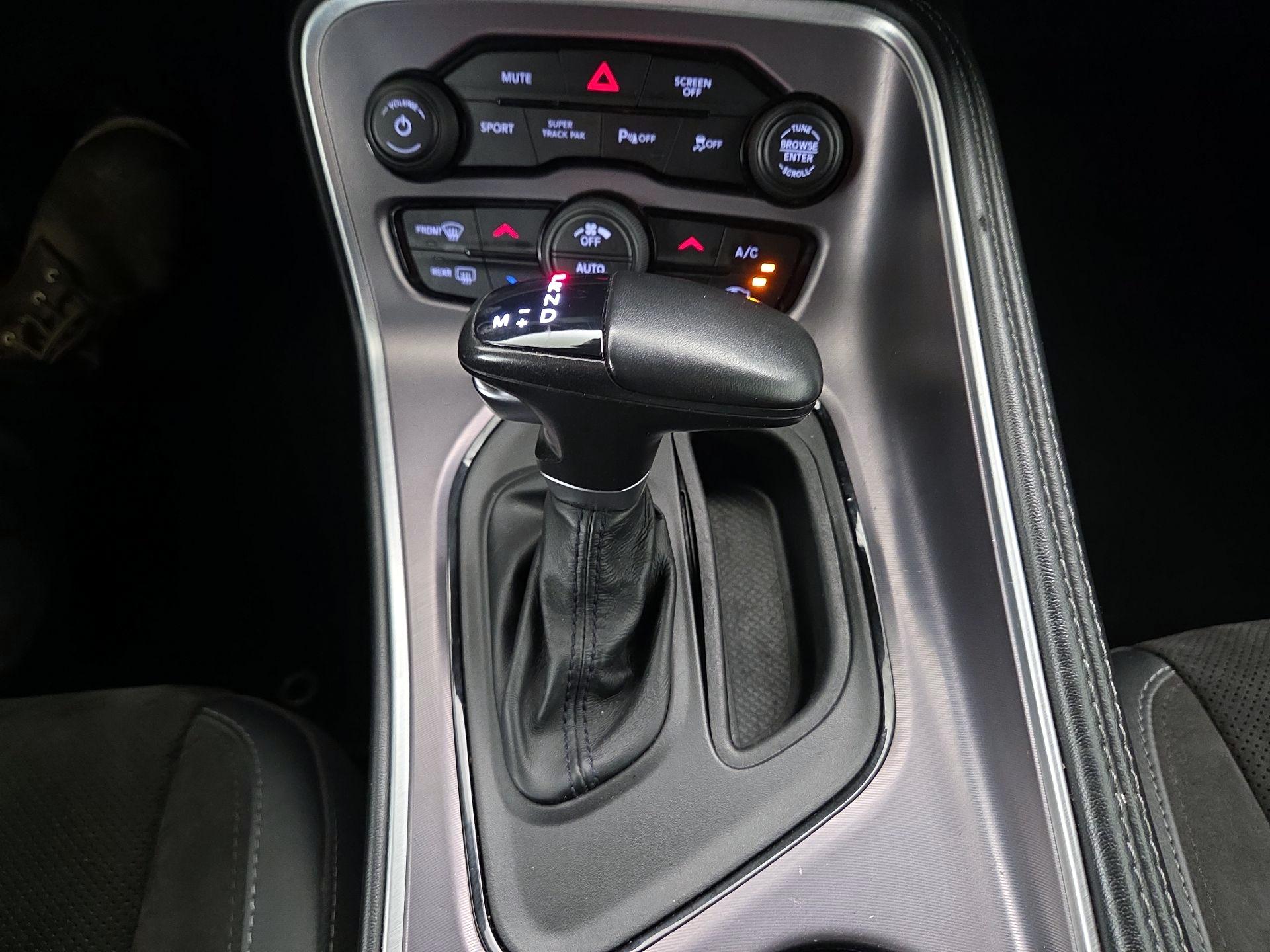 Thumbnail: 2022 Dodge Challenger - 17