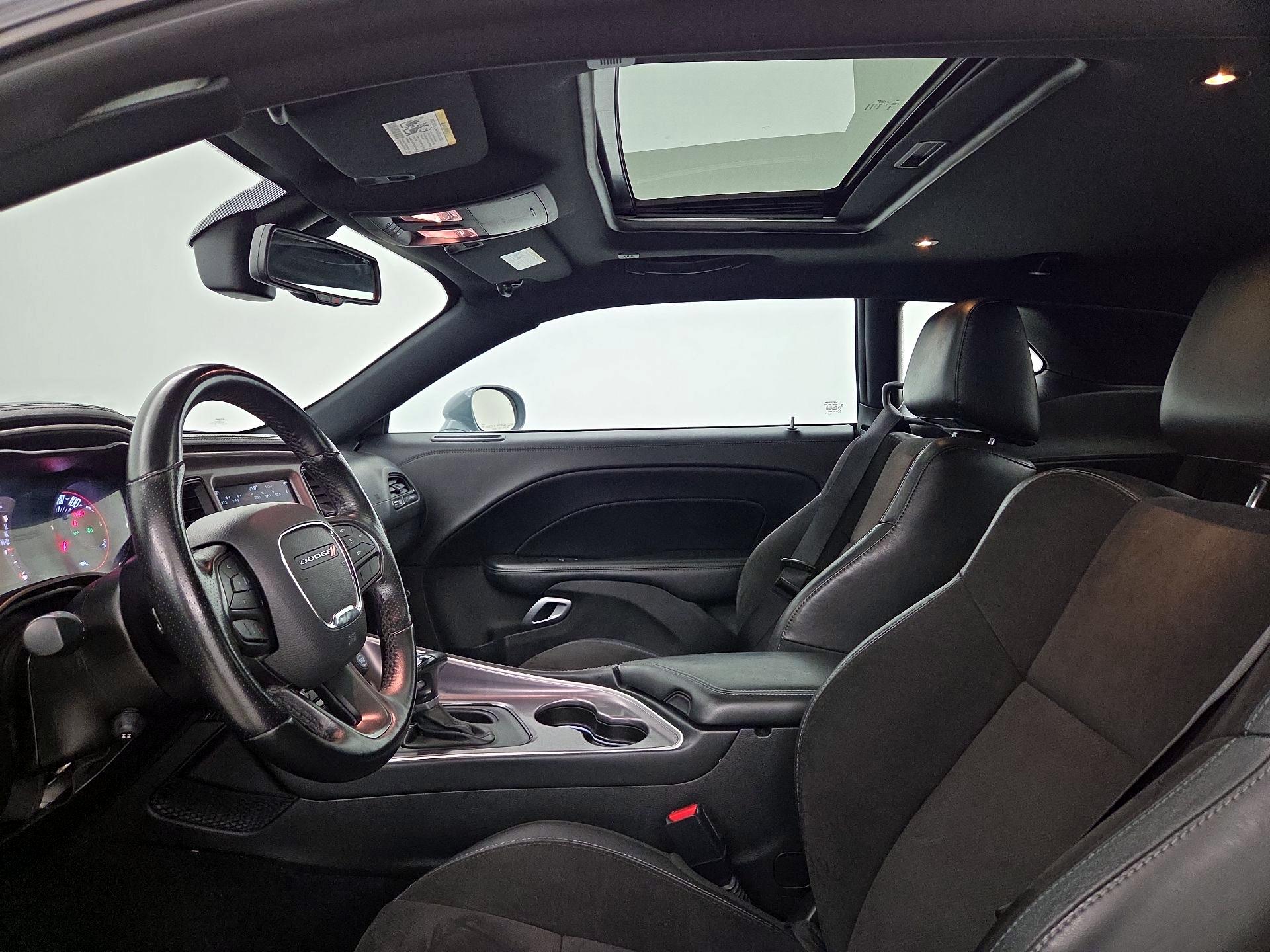 Thumbnail: 2022 Dodge Challenger - 19