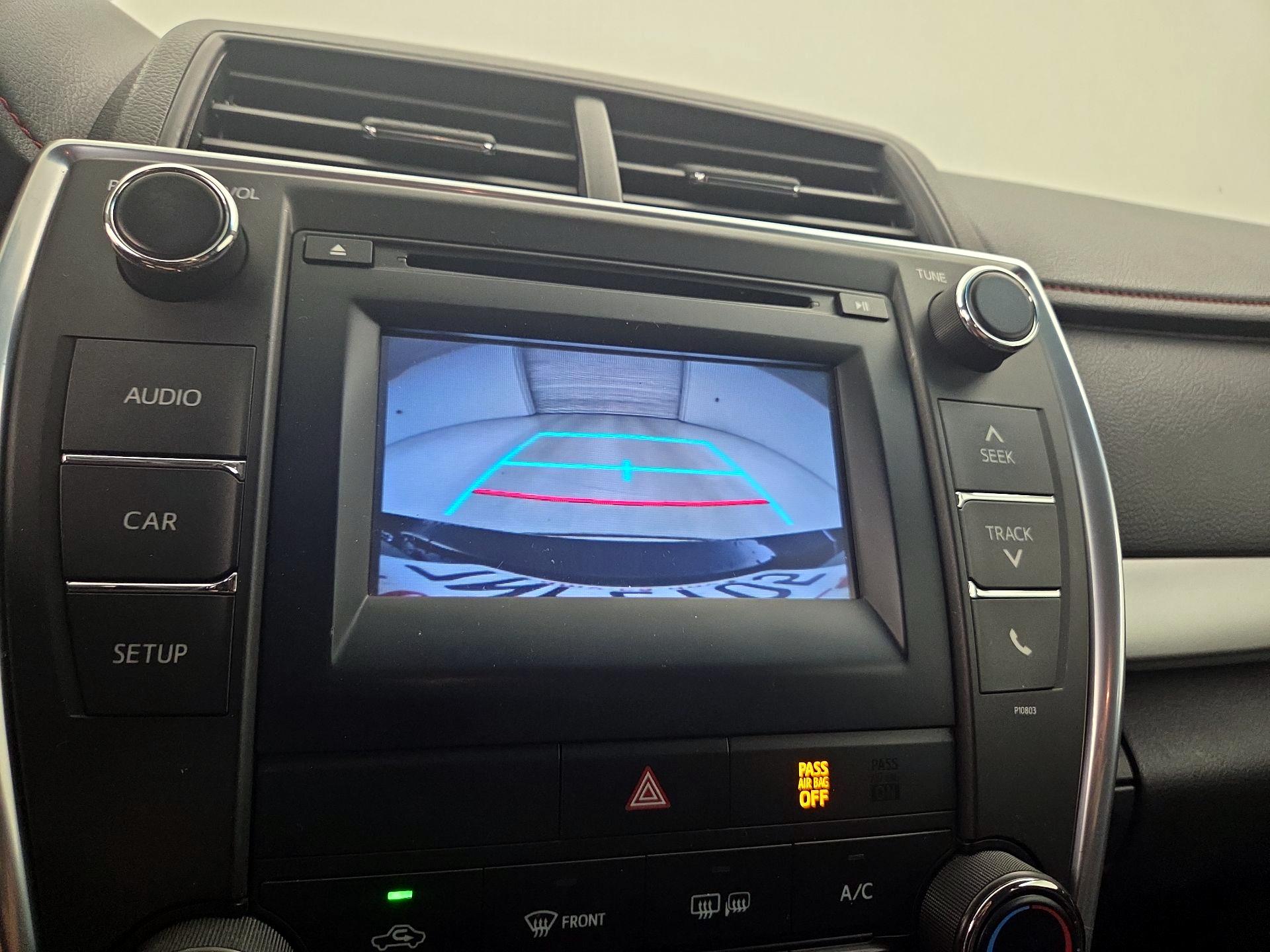 Thumbnail: 2015 Toyota Camry - 14