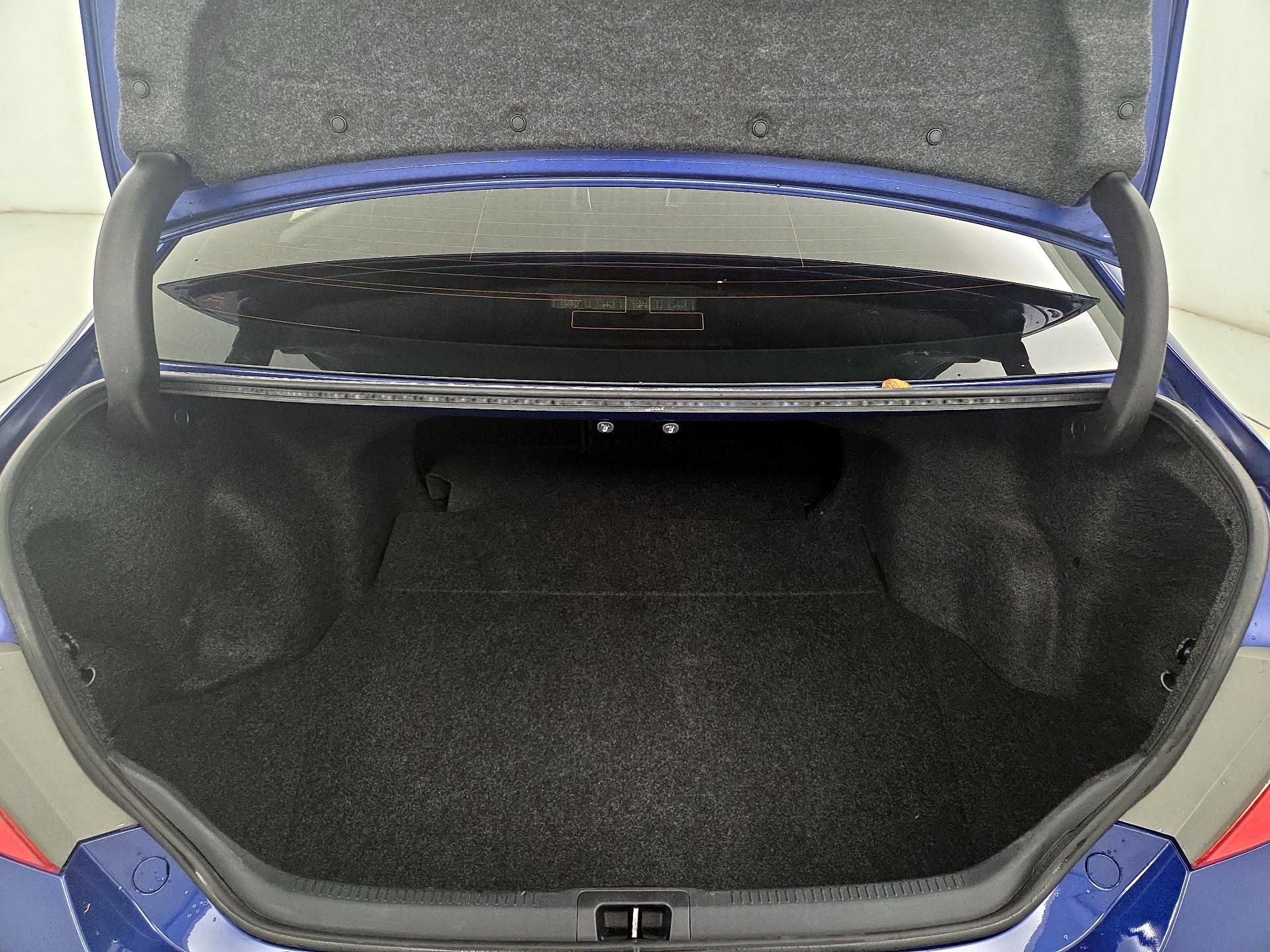 Thumbnail: 2015 Toyota Camry - 20