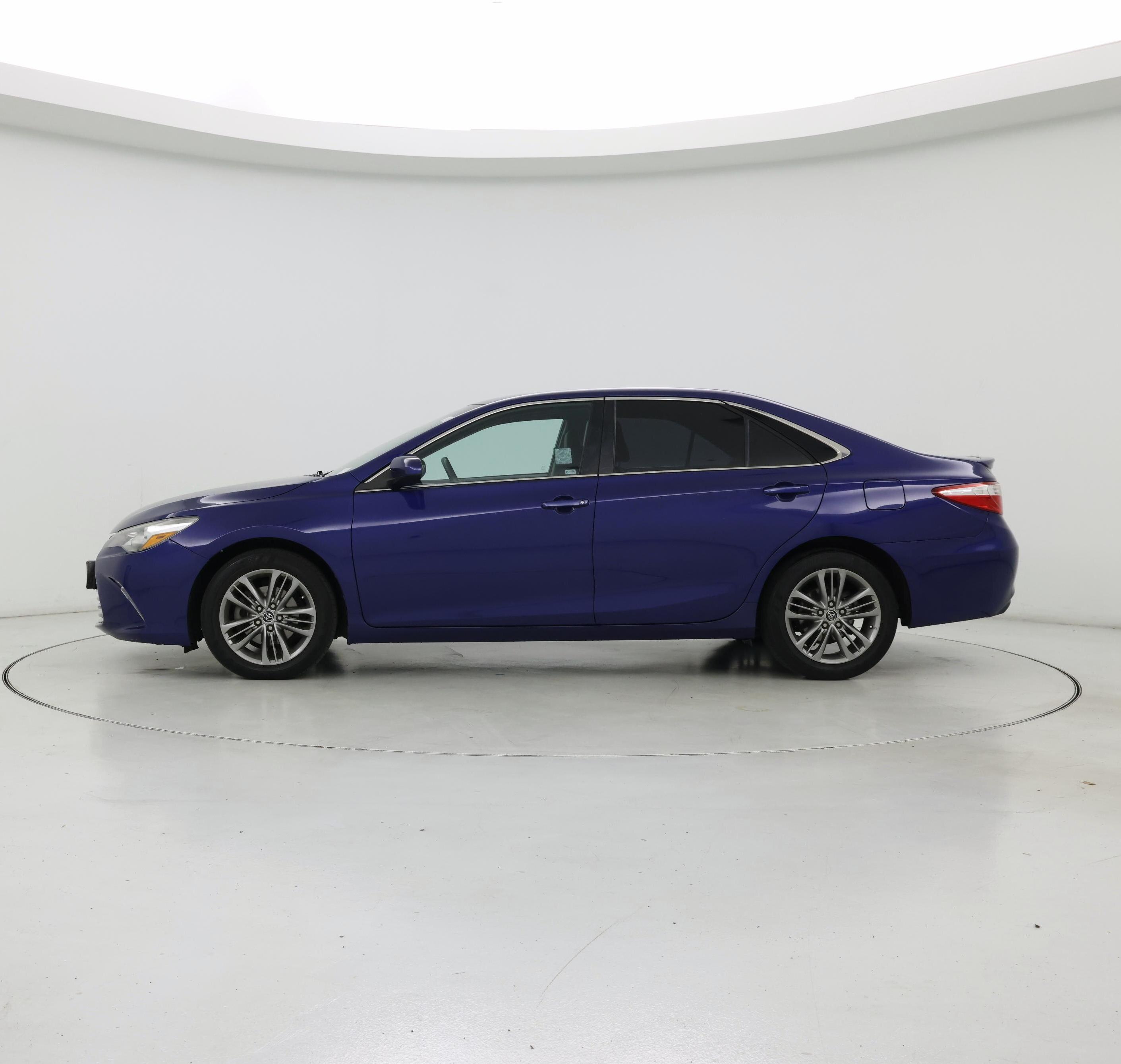 Thumbnail: 2015 Toyota Camry - 3