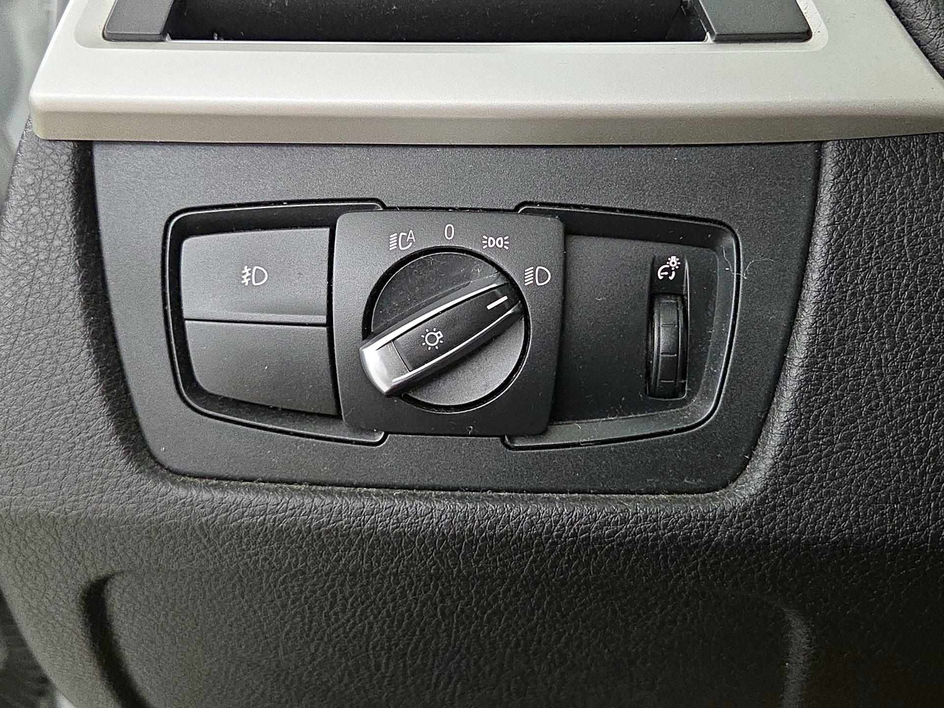 Thumbnail: 2017 BMW 3 Series - 13