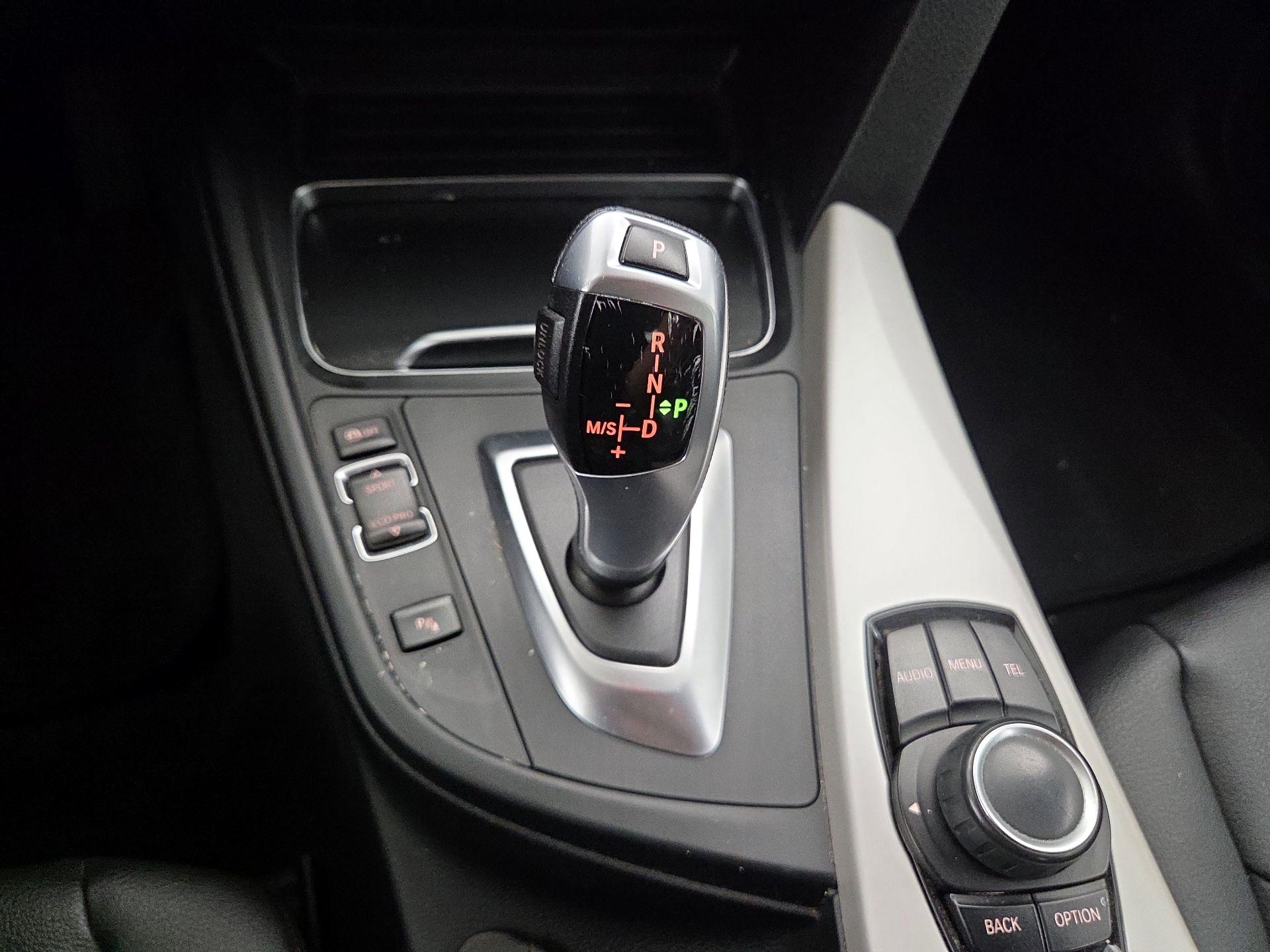 Thumbnail: 2017 BMW 3 Series - 17