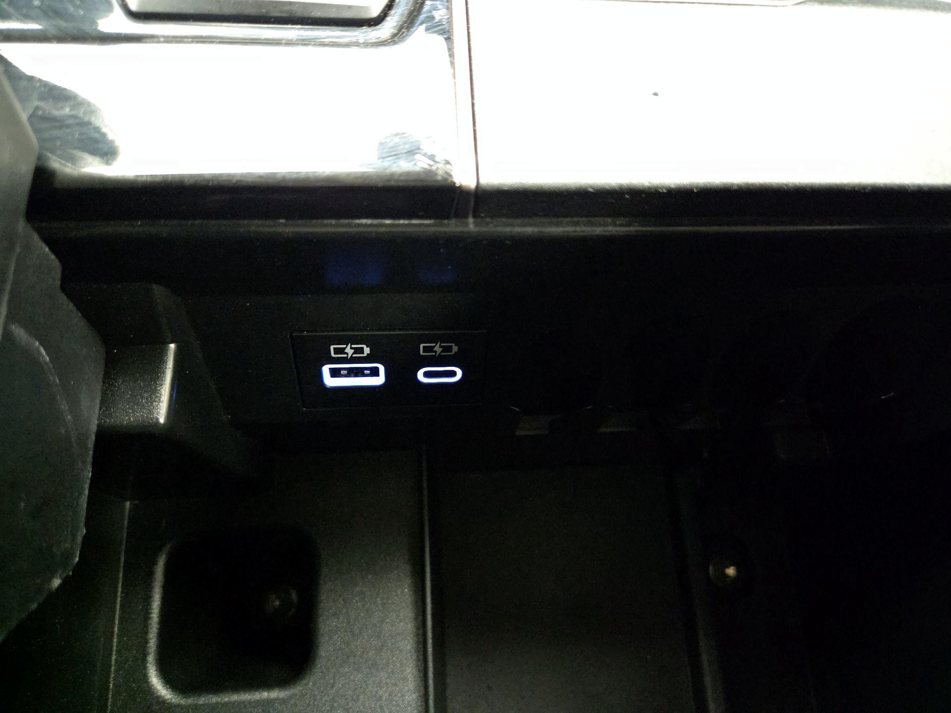 Thumbnail: 2023 Toyota Tundra - 18