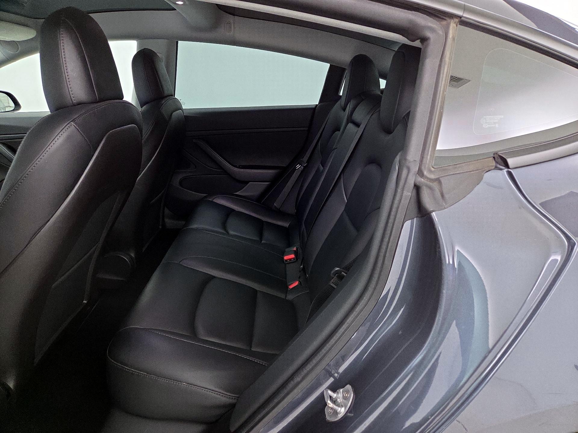 Thumbnail: 2020 Tesla Model 3 - 18