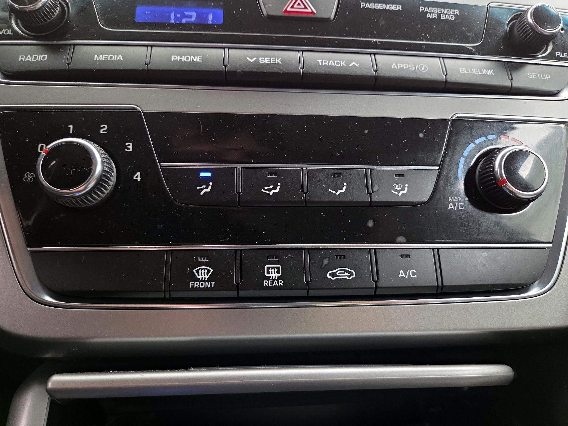 Thumbnail: 2017 Hyundai Sonata - 16