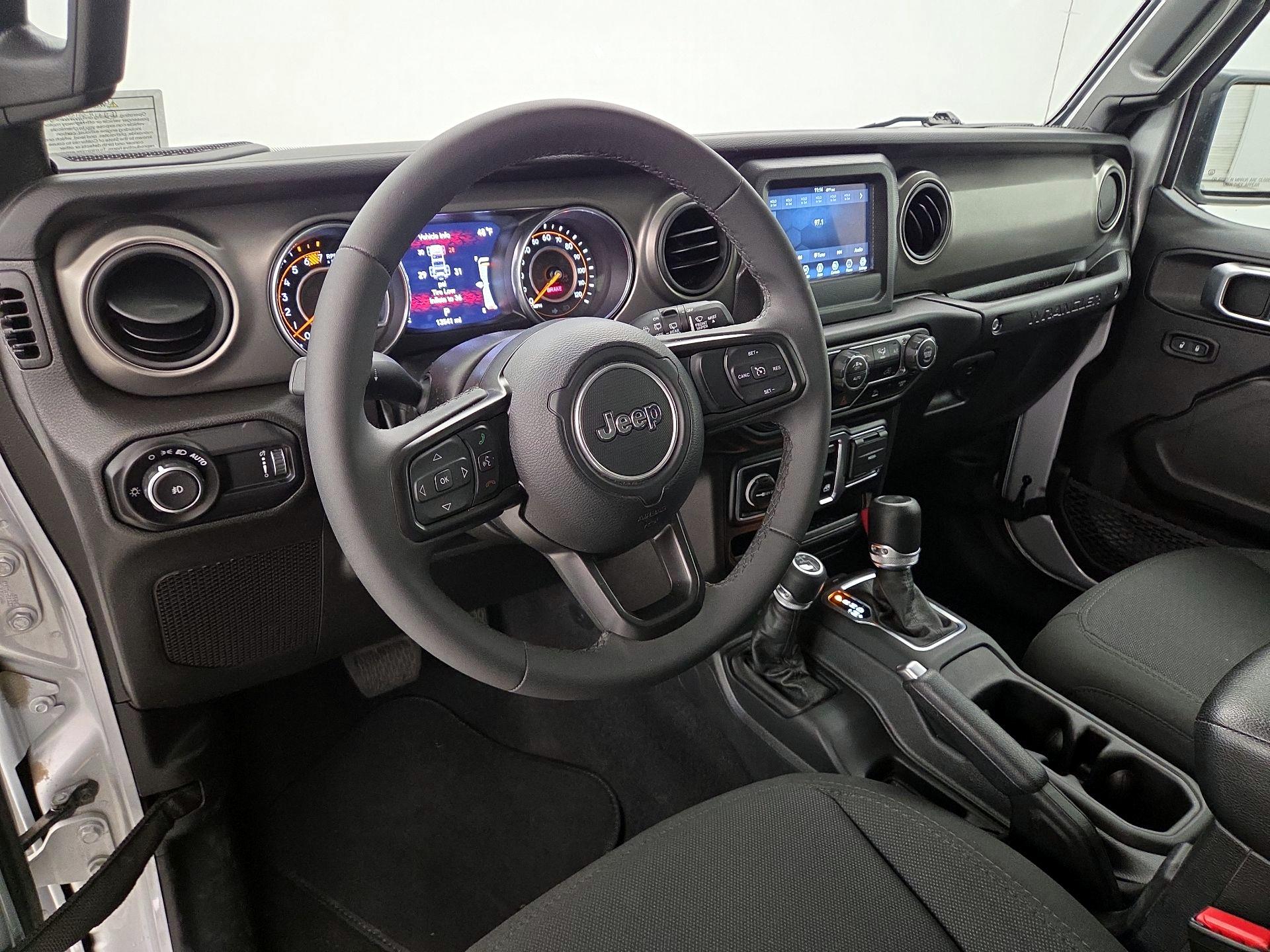 Thumbnail: 2023 Jeep Wrangler - 9