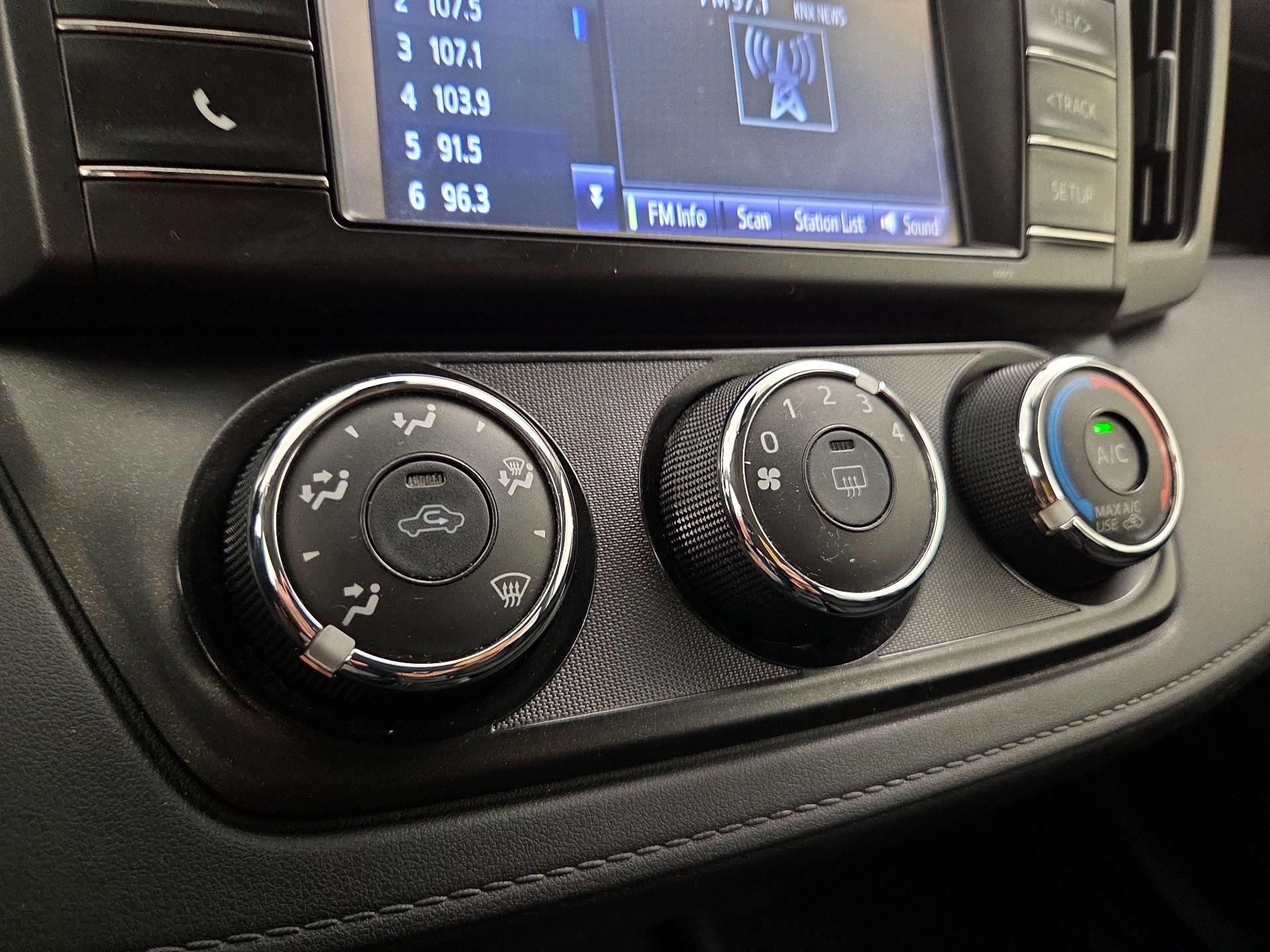 Thumbnail: 2017 Toyota RAV4 - 16