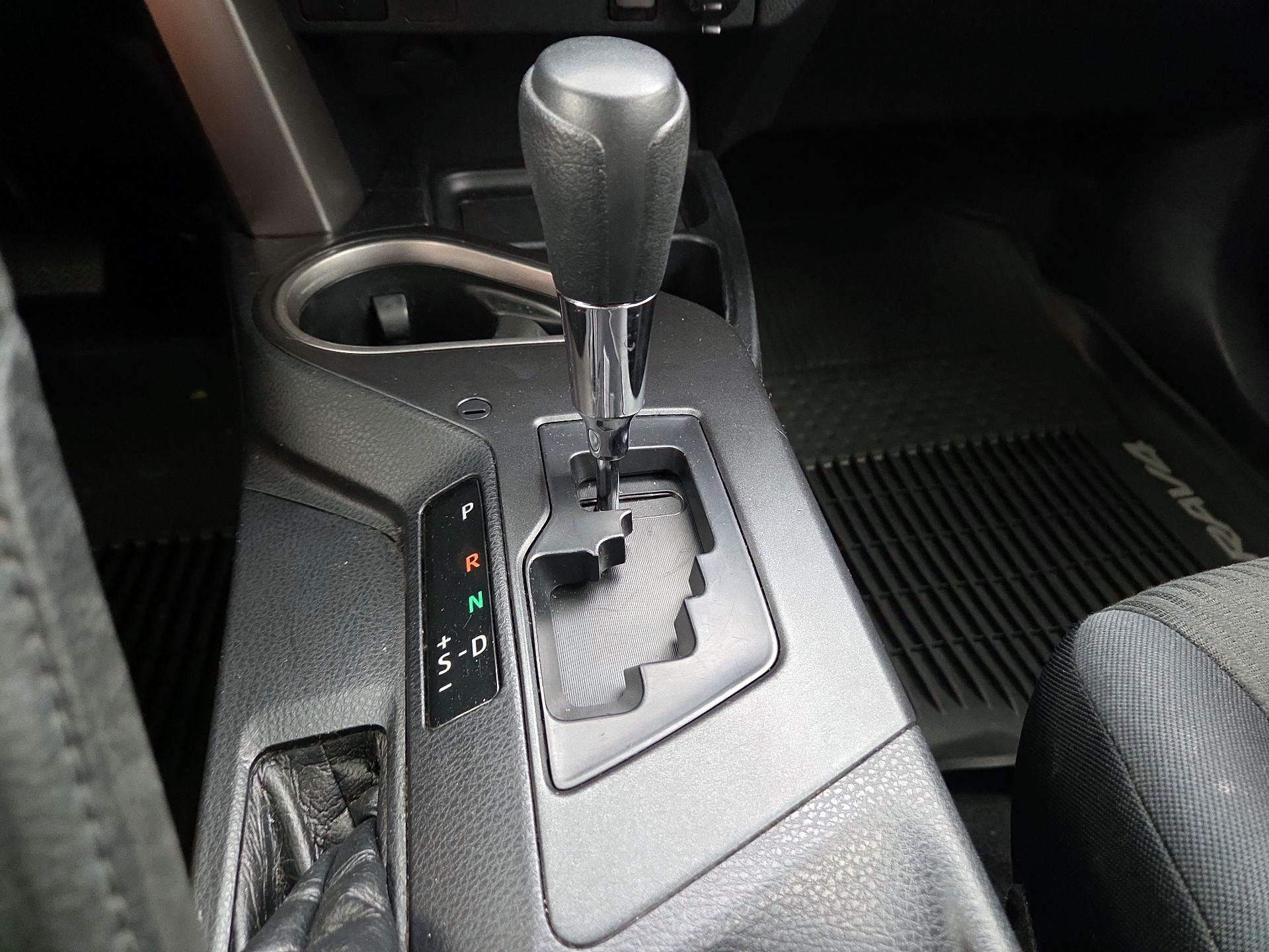 Thumbnail: 2017 Toyota RAV4 - 17