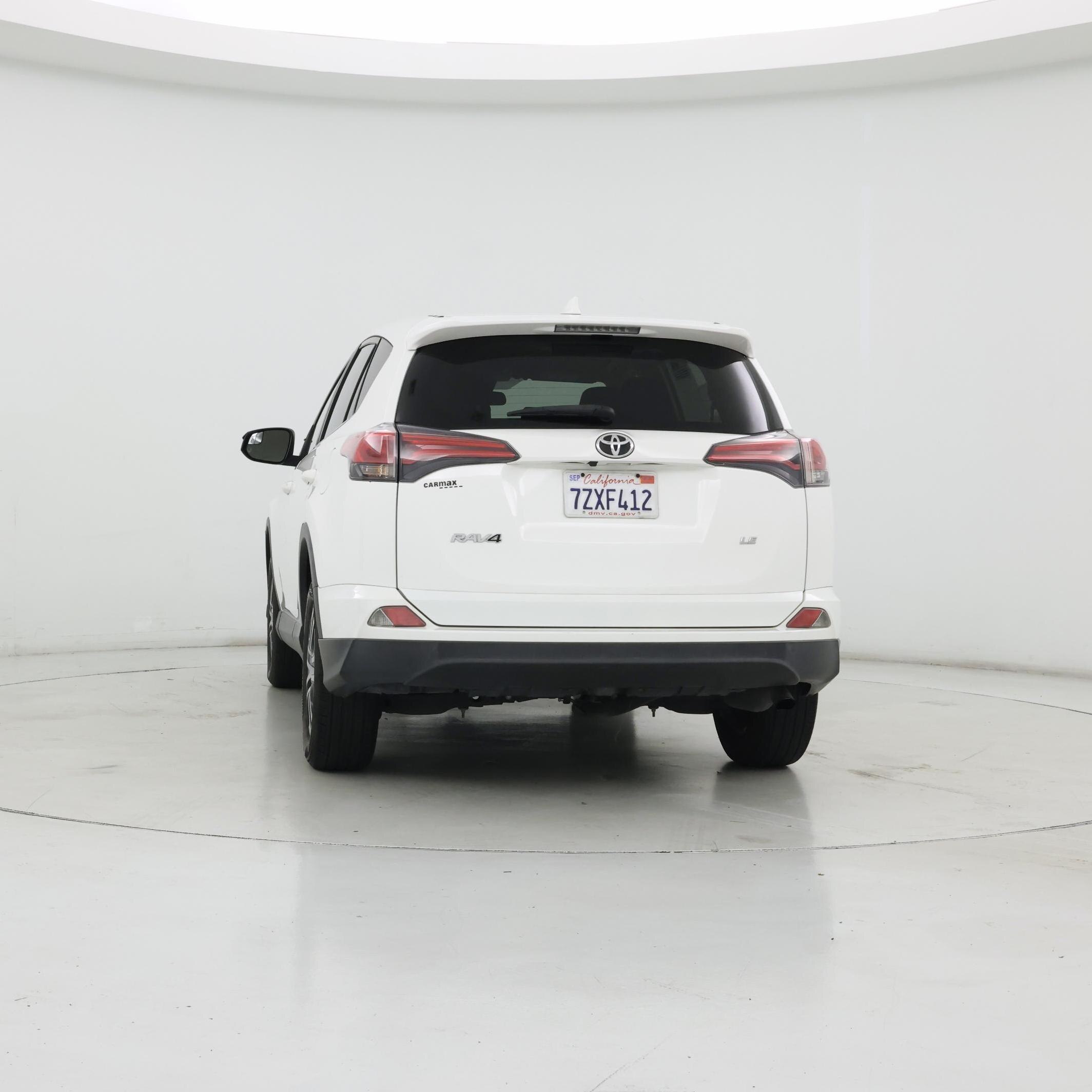 Thumbnail: 2017 Toyota RAV4 - 6