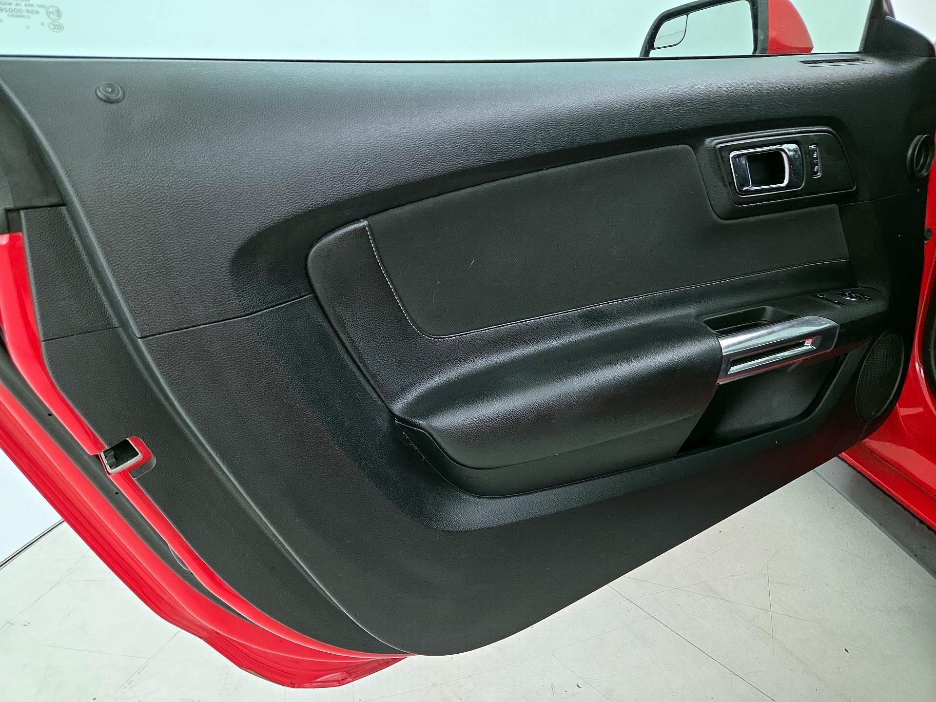 Thumbnail: 2017 Ford Mustang - 12