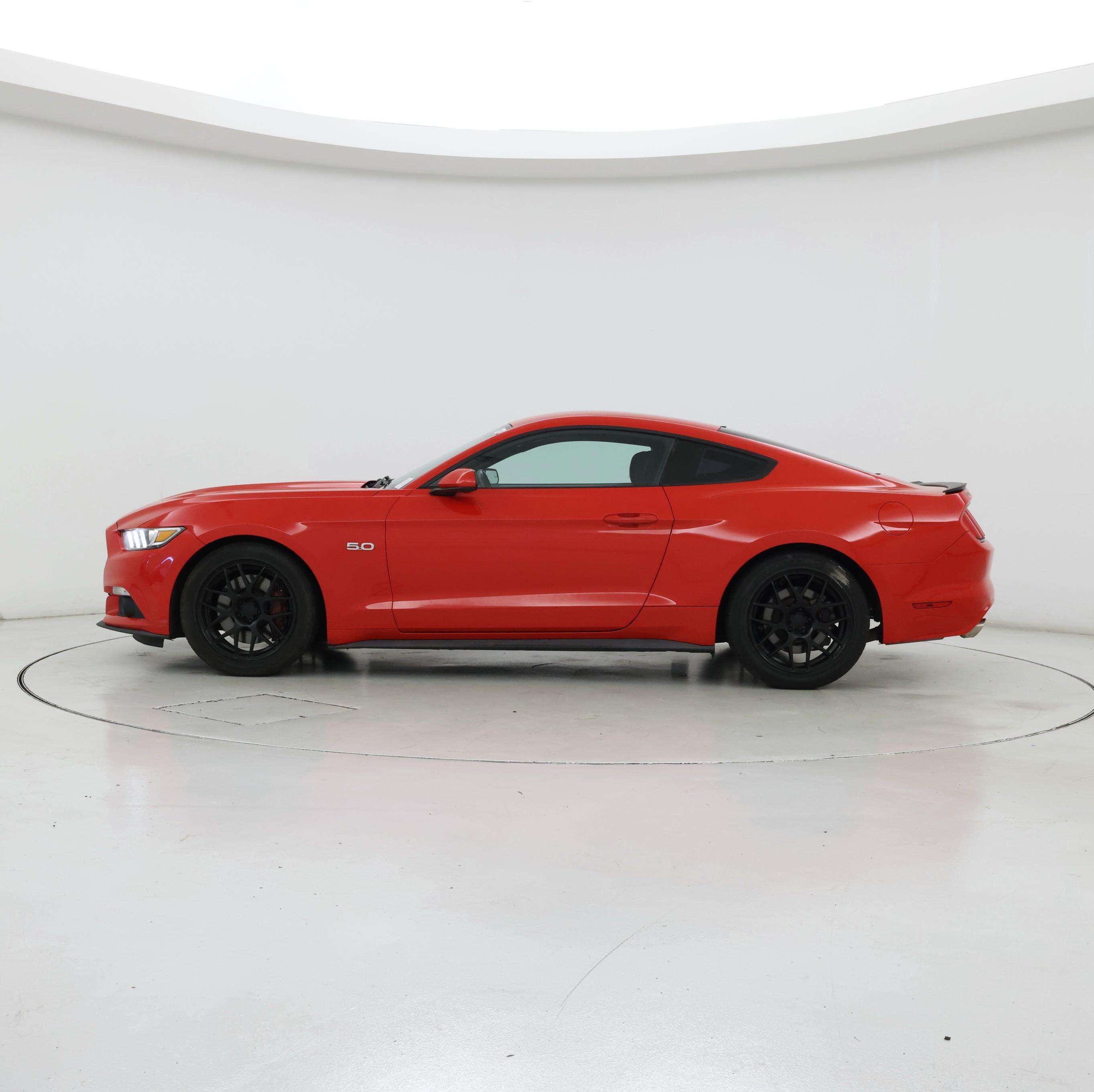 Thumbnail: 2017 Ford Mustang - 3