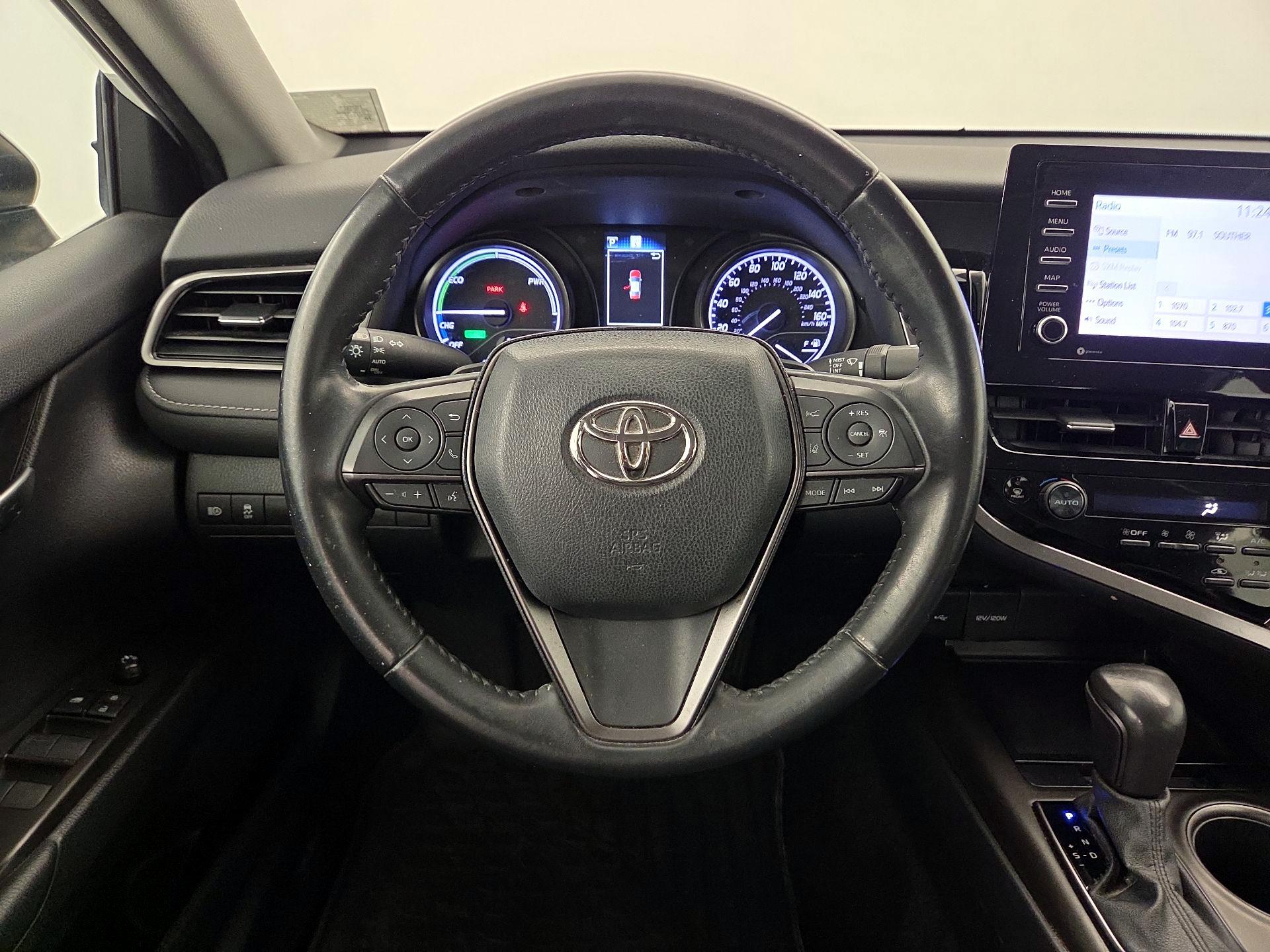 Thumbnail: 2021 Toyota Camry - 10