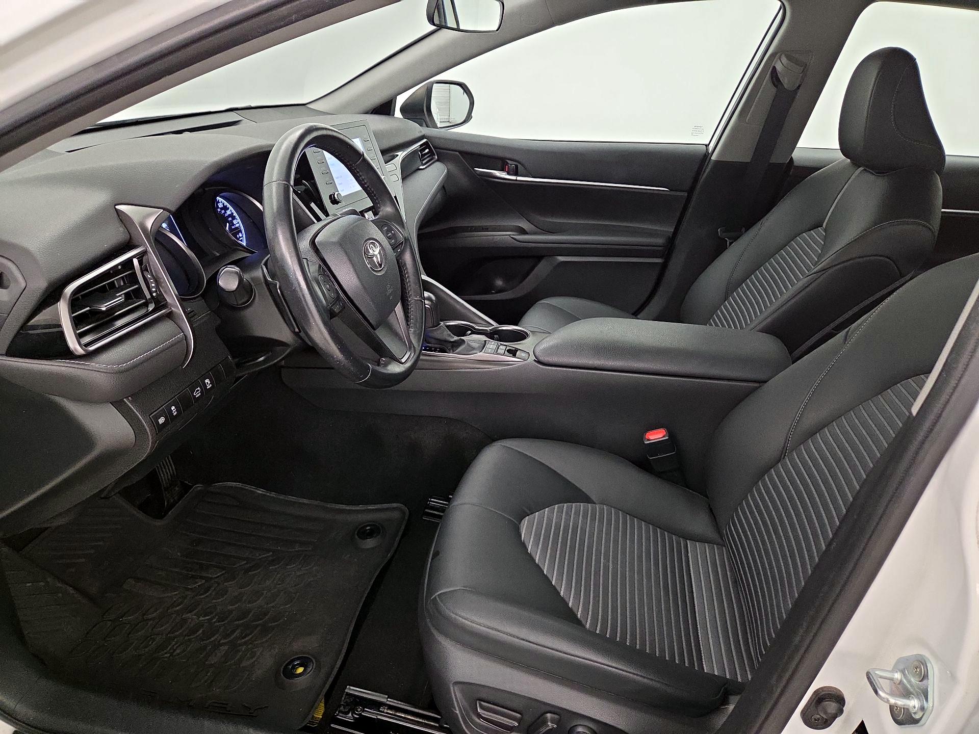 Thumbnail: 2021 Toyota Camry - 11