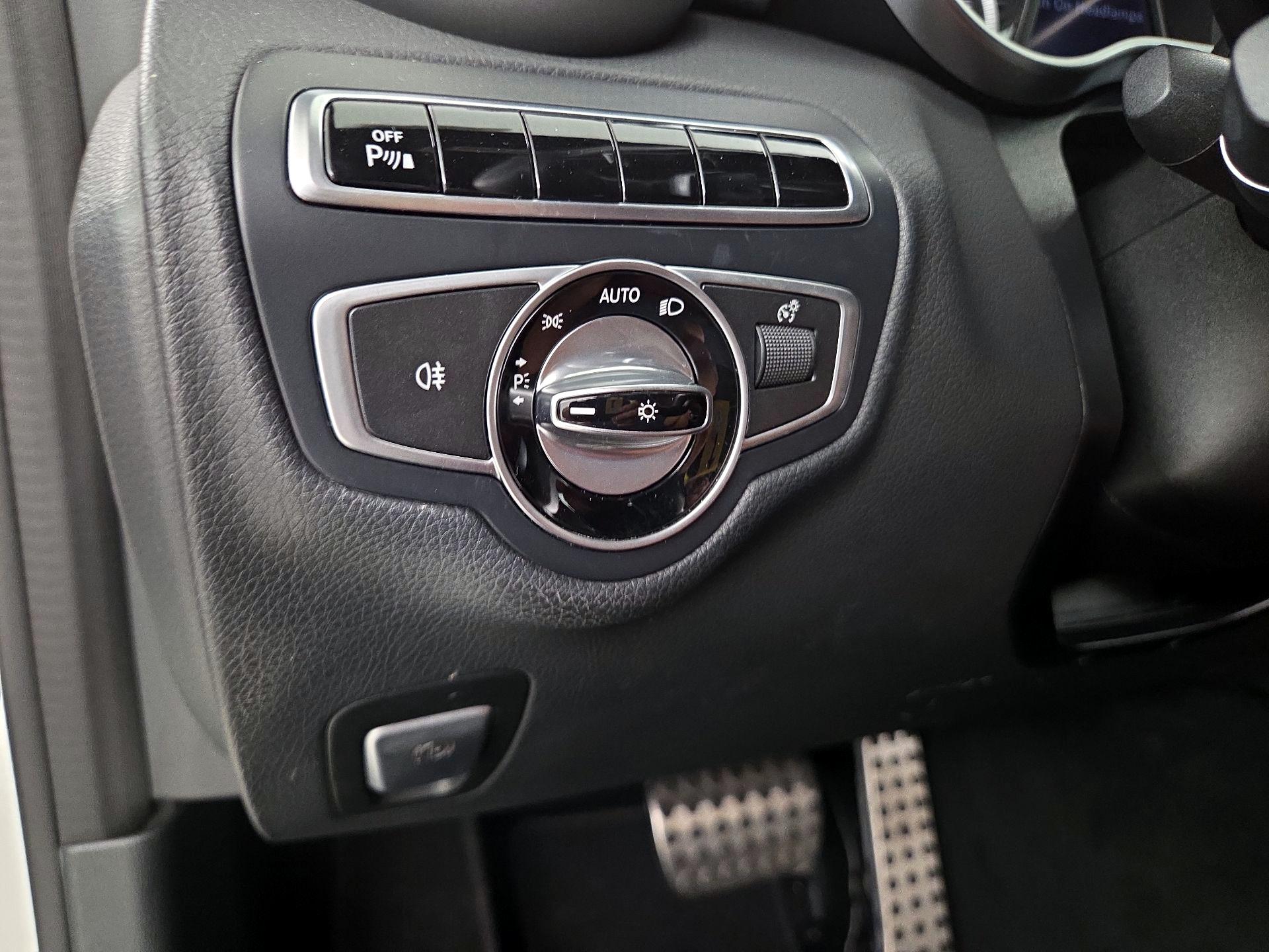 Thumbnail: 2017 Mercedes-Benz C-Class - 13