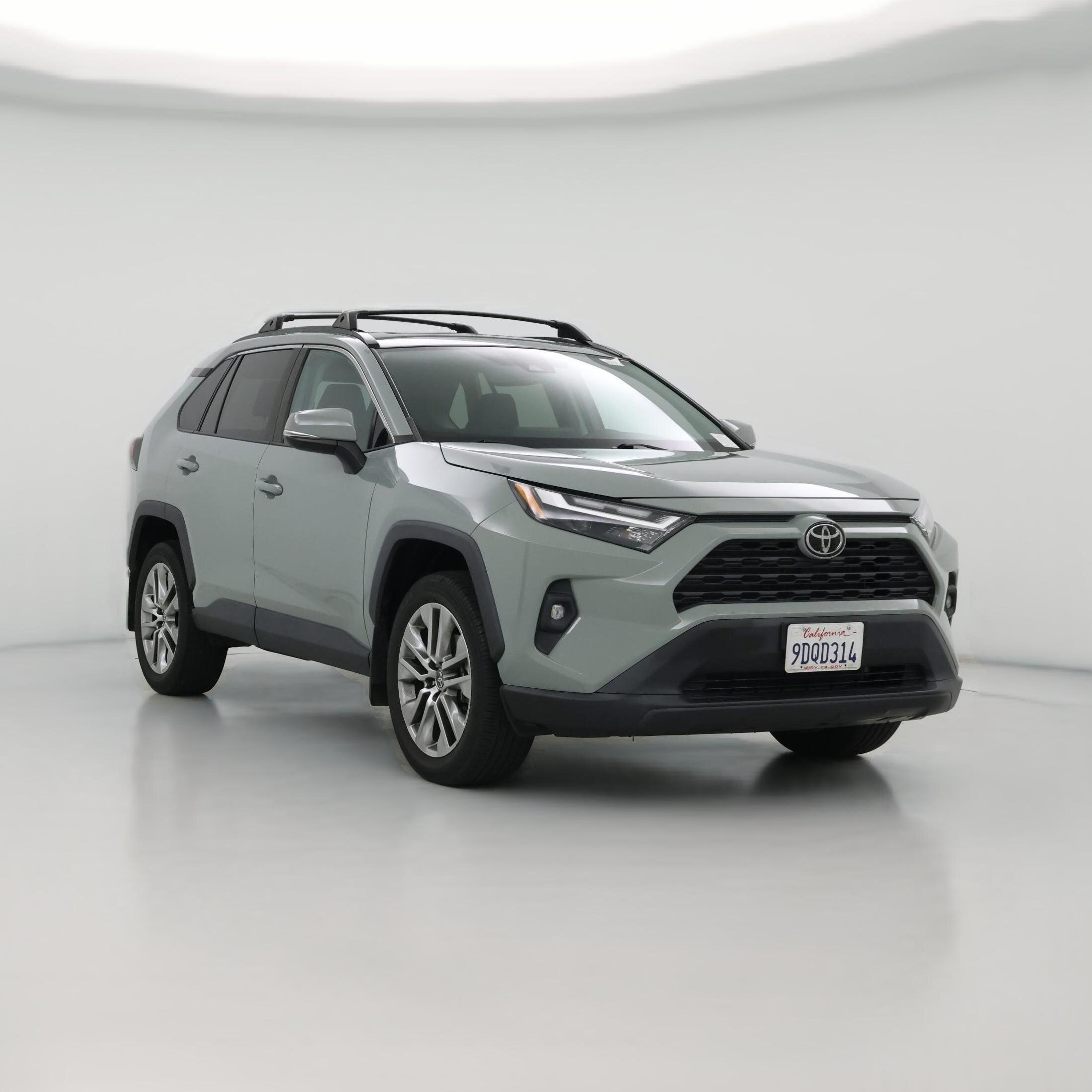 Thumbnail: 2022 Toyota RAV4 - 1