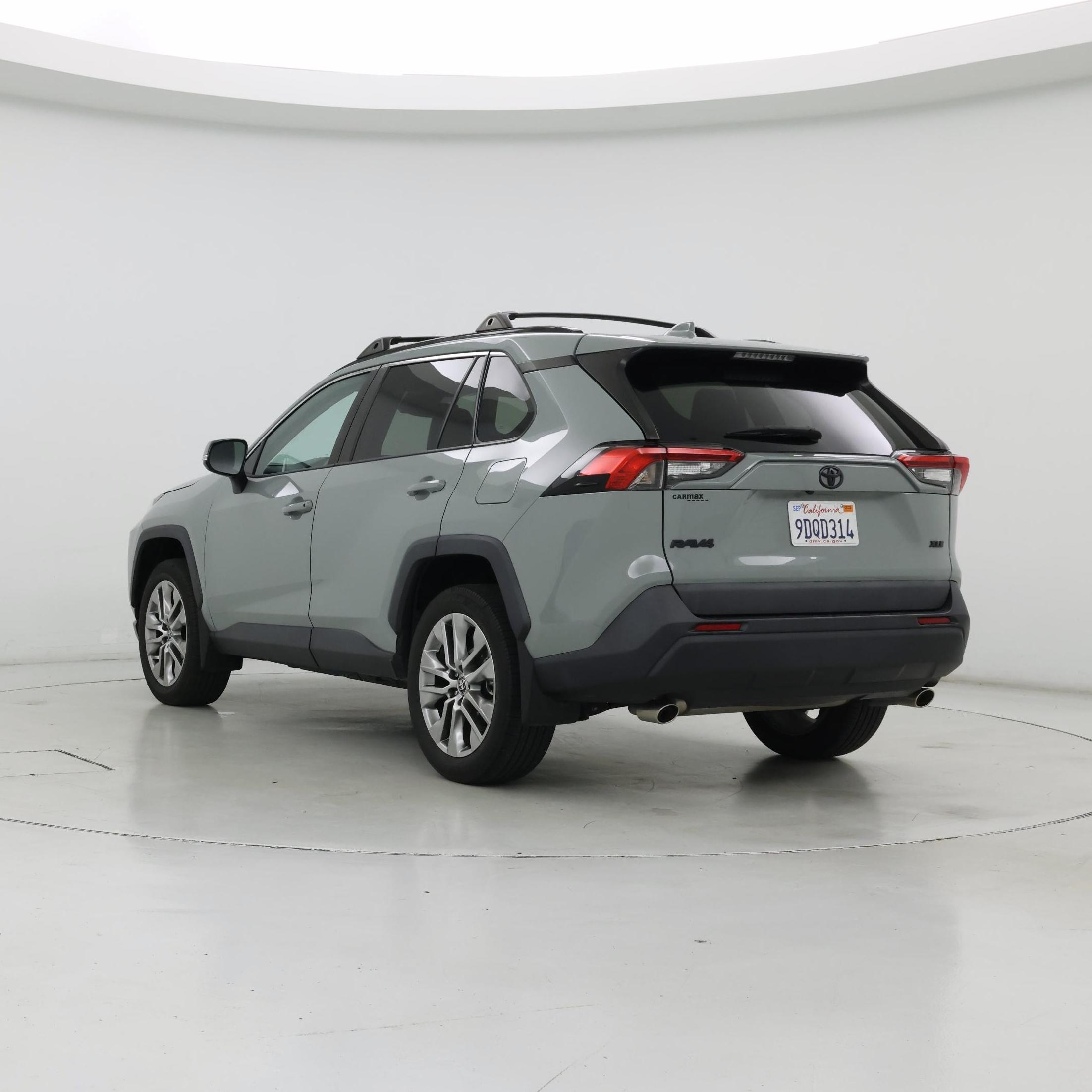 Thumbnail: 2022 Toyota RAV4 - 2