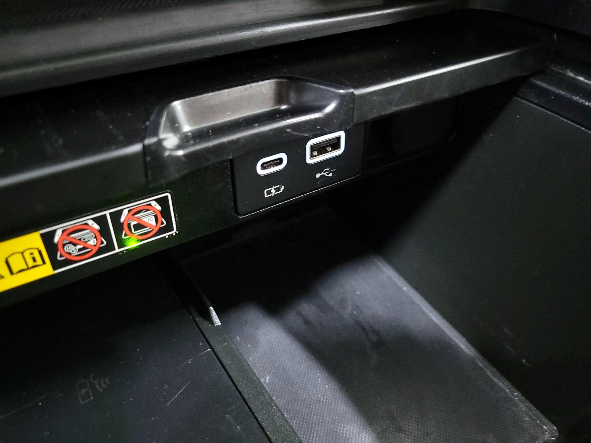 Thumbnail: 2023 Lexus RX - 18