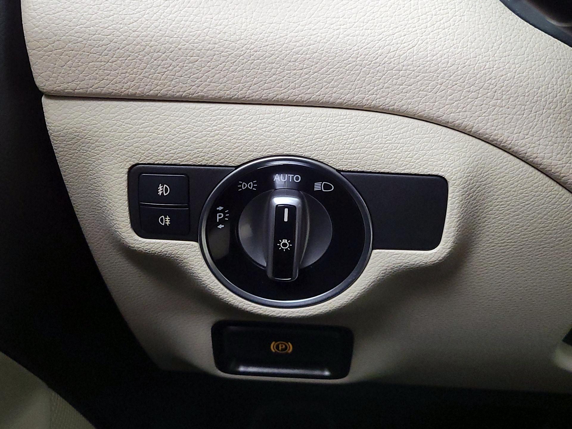 Thumbnail: 2019 Mercedes-Benz GLA - 13