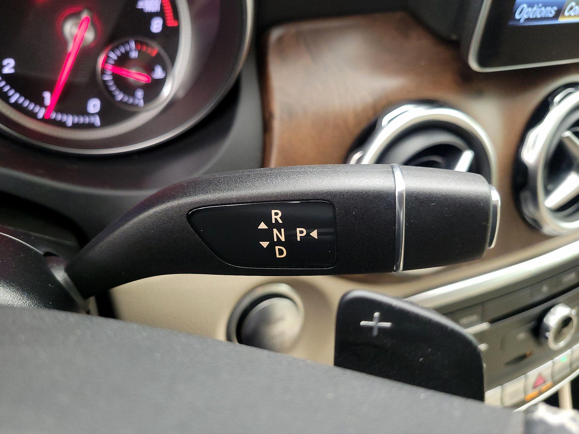 Thumbnail: 2019 Mercedes-Benz GLA - 17