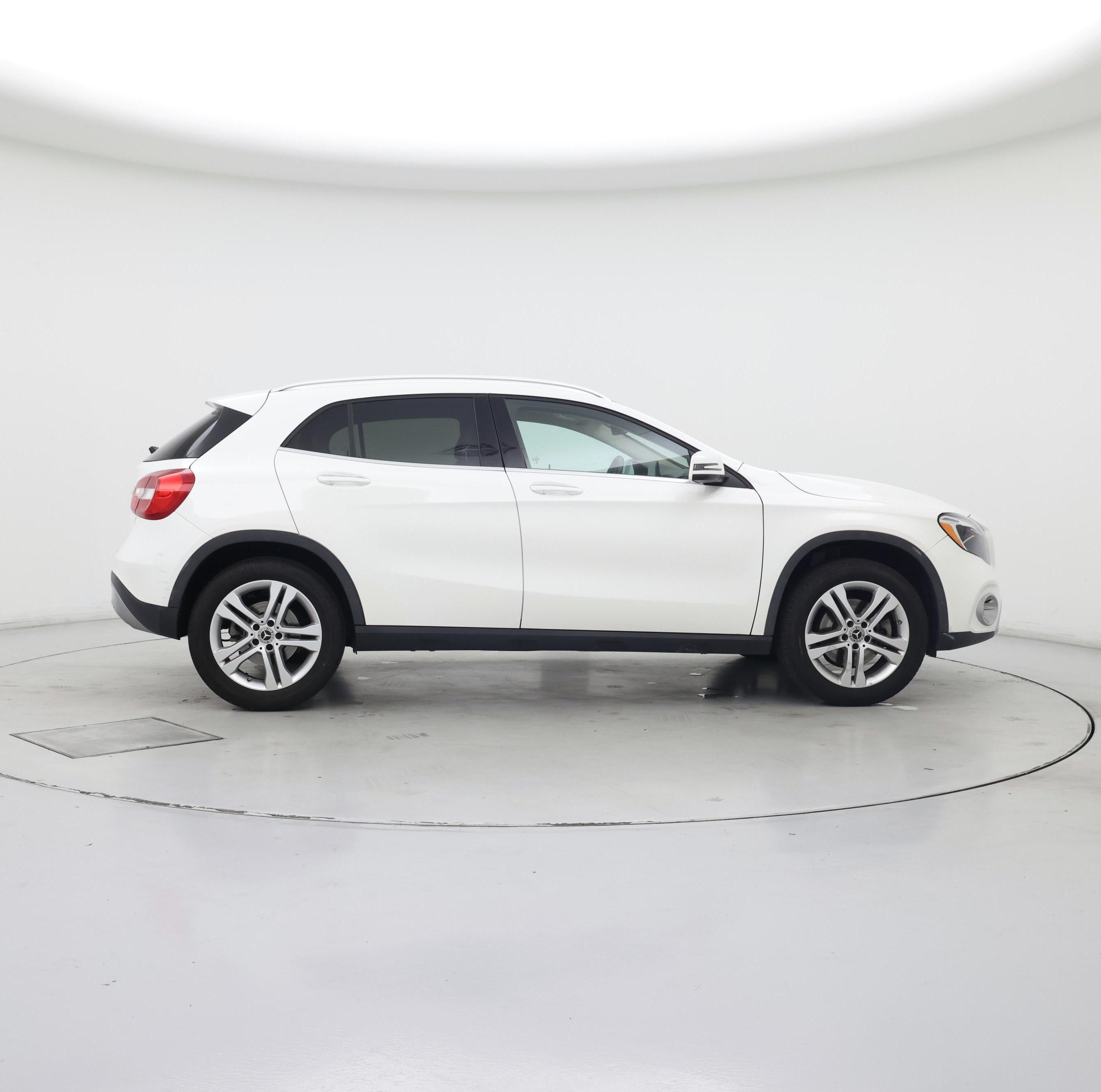 Thumbnail: 2019 Mercedes-Benz GLA - 7