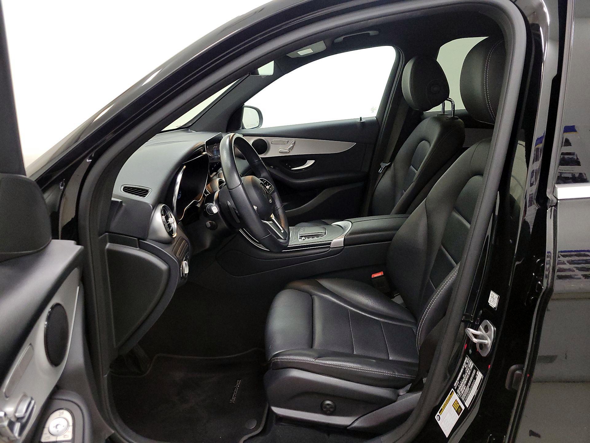 Thumbnail: 2022 Mercedes-Benz GLC - 11