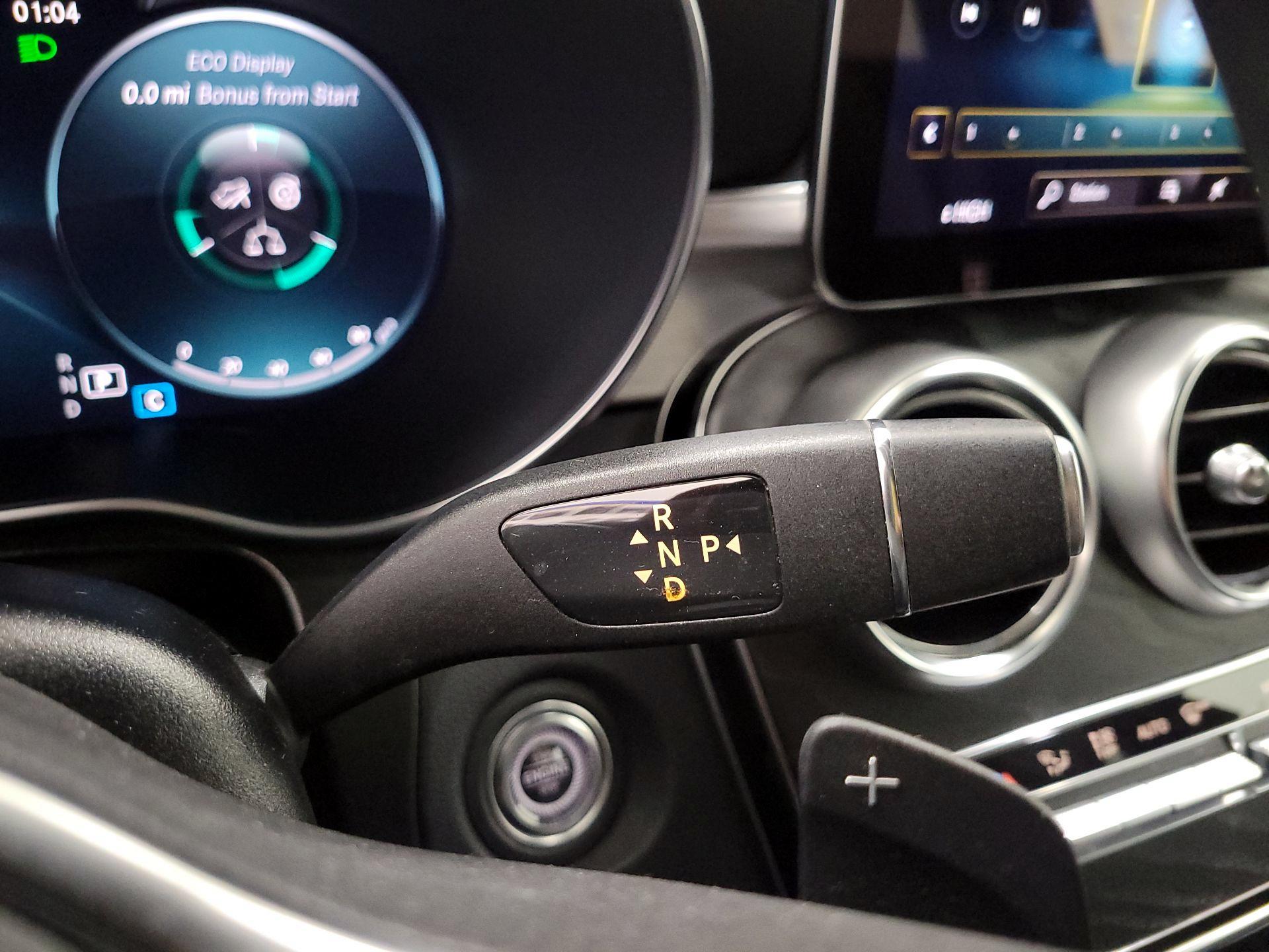 Thumbnail: 2022 Mercedes-Benz GLC - 17