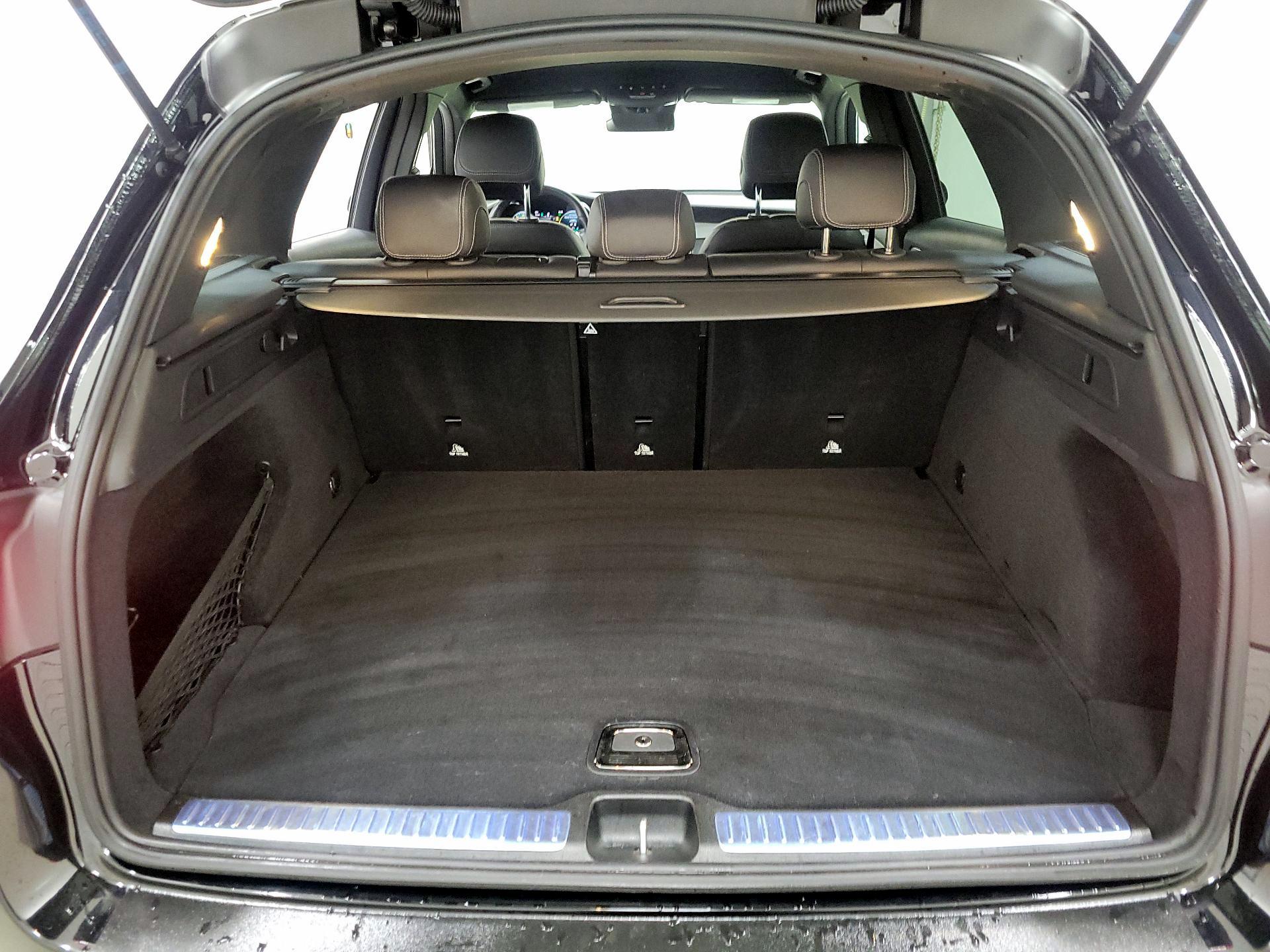 Thumbnail: 2022 Mercedes-Benz GLC - 19