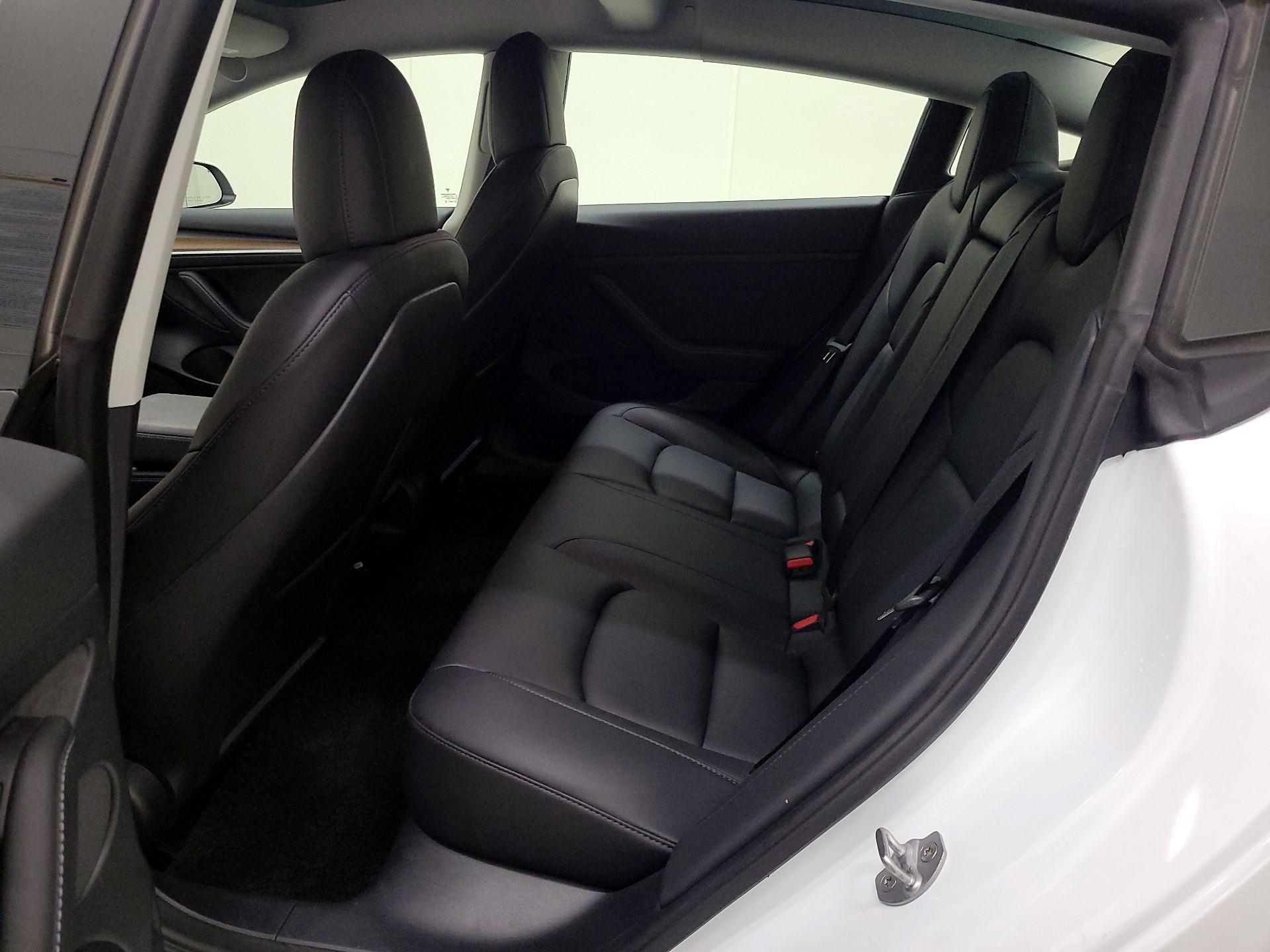 Thumbnail: 2022 Tesla Model 3 - 20